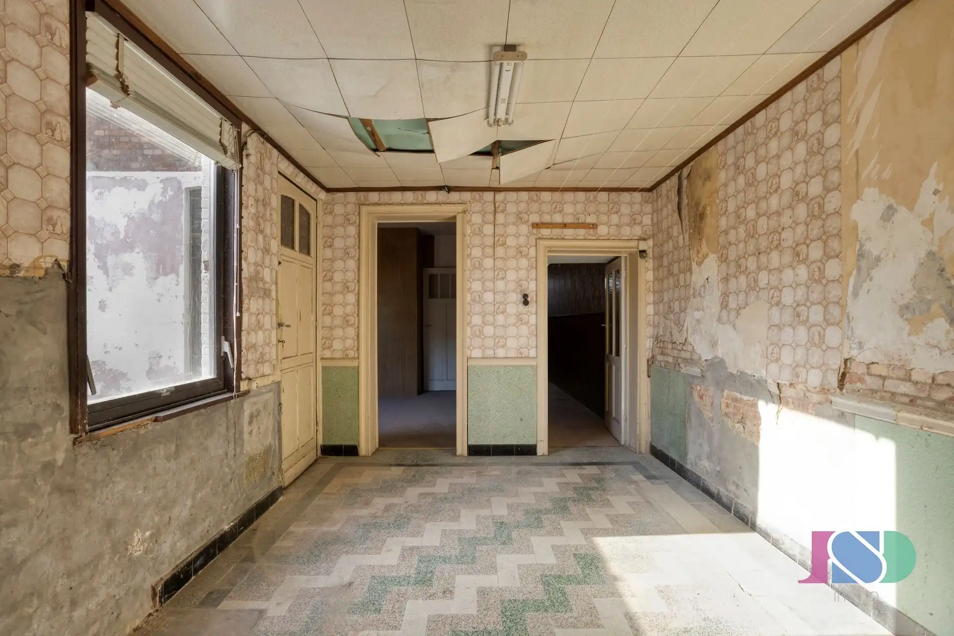 Te renoveren woning met potentieel foto 27
