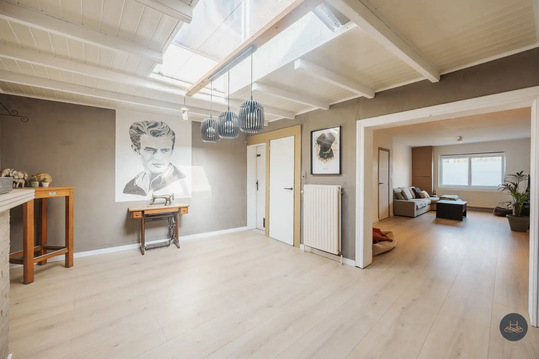 Recent vernieuwde en ruime gezinswoning met tuin en terras foto 7