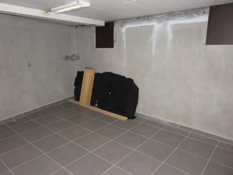 Mooi handelsgelijkvloers in centrum Hove foto 15