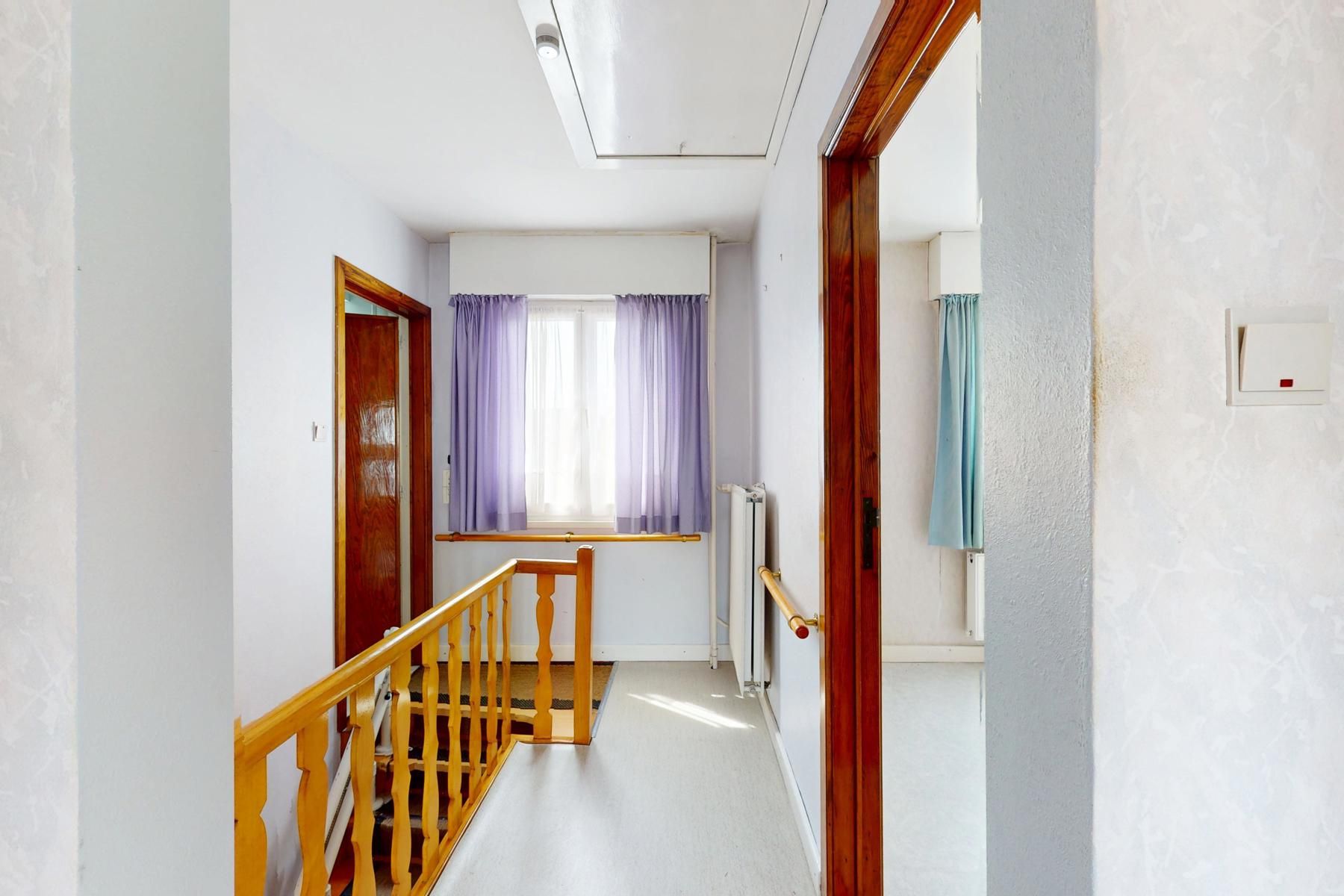 4-slaapkamerwoning op toplocatie in Oostkamp! foto 7