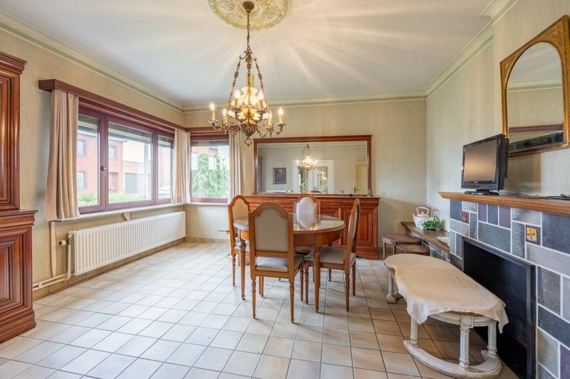Woning, open bebouwing met naastliggende, grote loods op 18are foto 14