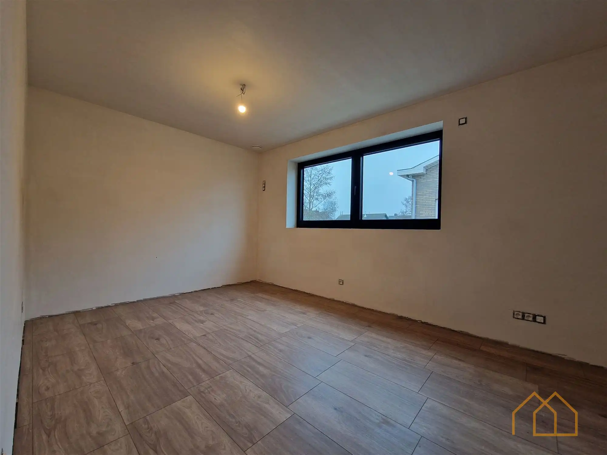 Moderne nieuwbouw met tuin en 3slk foto 16