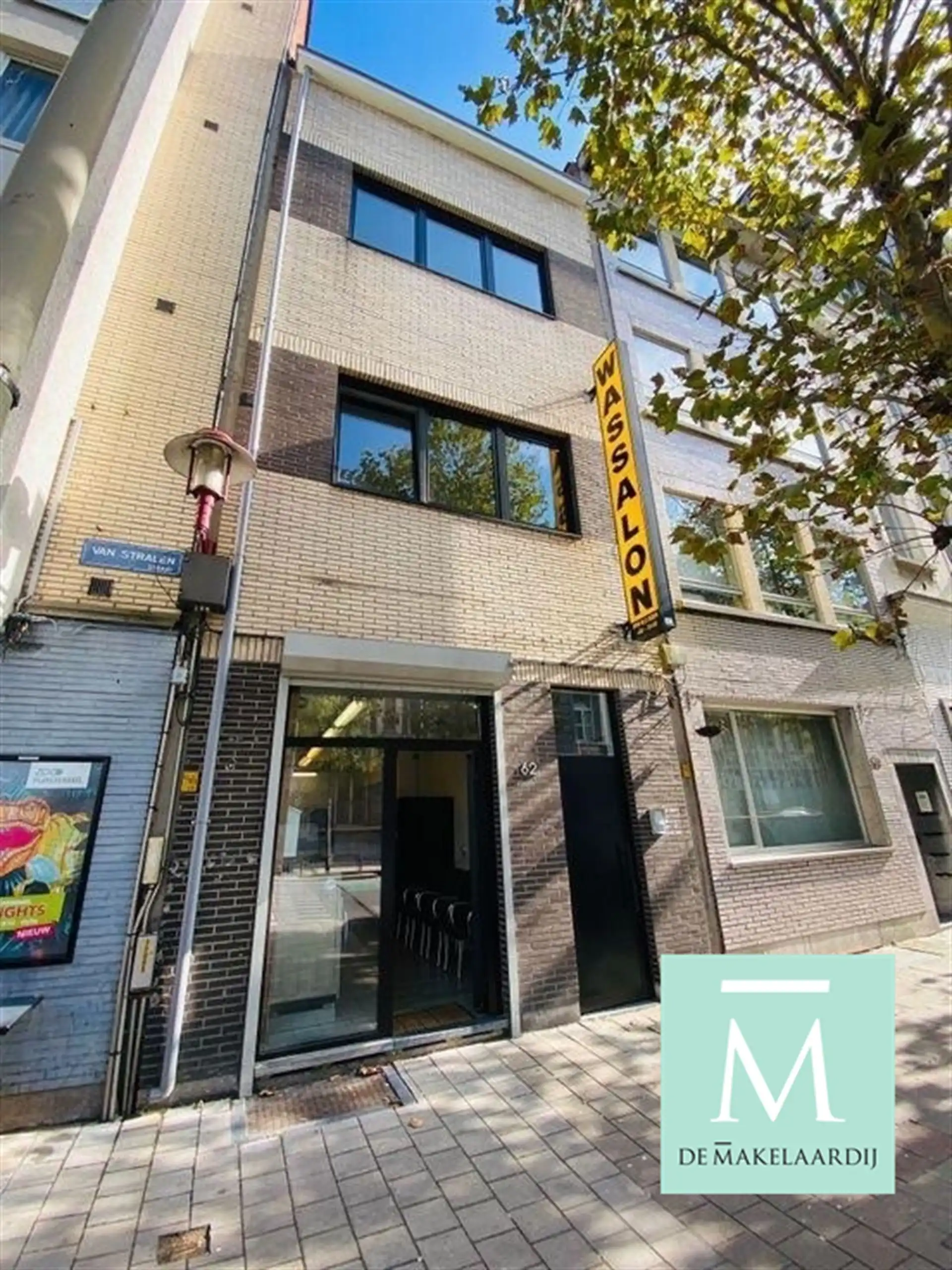 Volledig gerenoveerd appartement met 1 slaapkamer foto 4