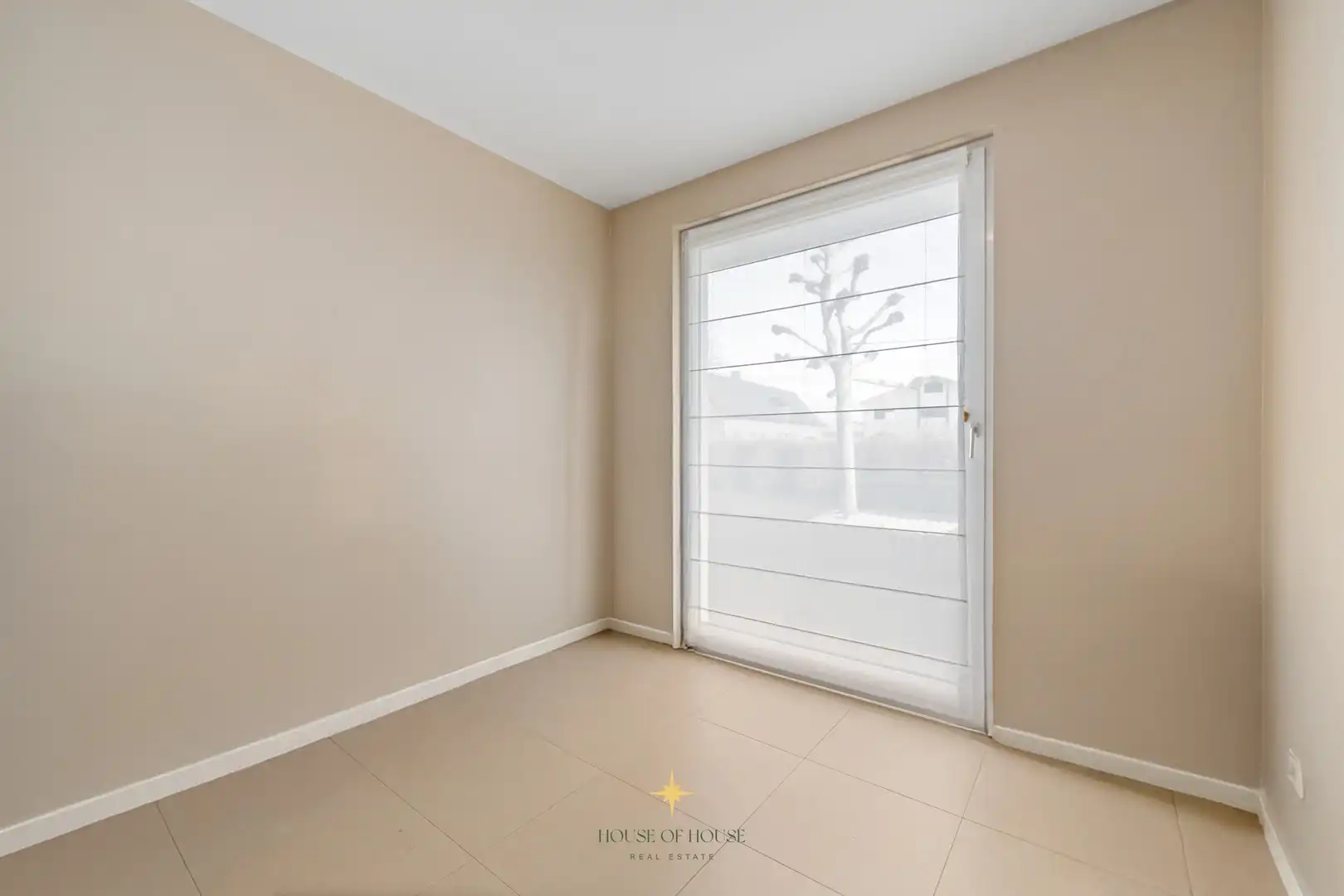 Prachtige villa met loods en serrecomplex op ± 2 HA te Laarne zonder bedrijfsovername foto 15