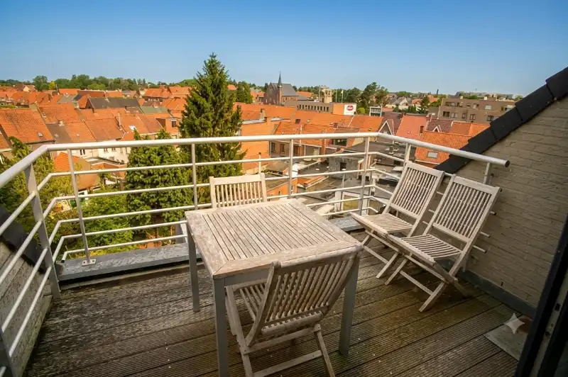 Prachtig Dakappartement met 2 slaapkamers en TERRAS te koop in Roeselare foto 15