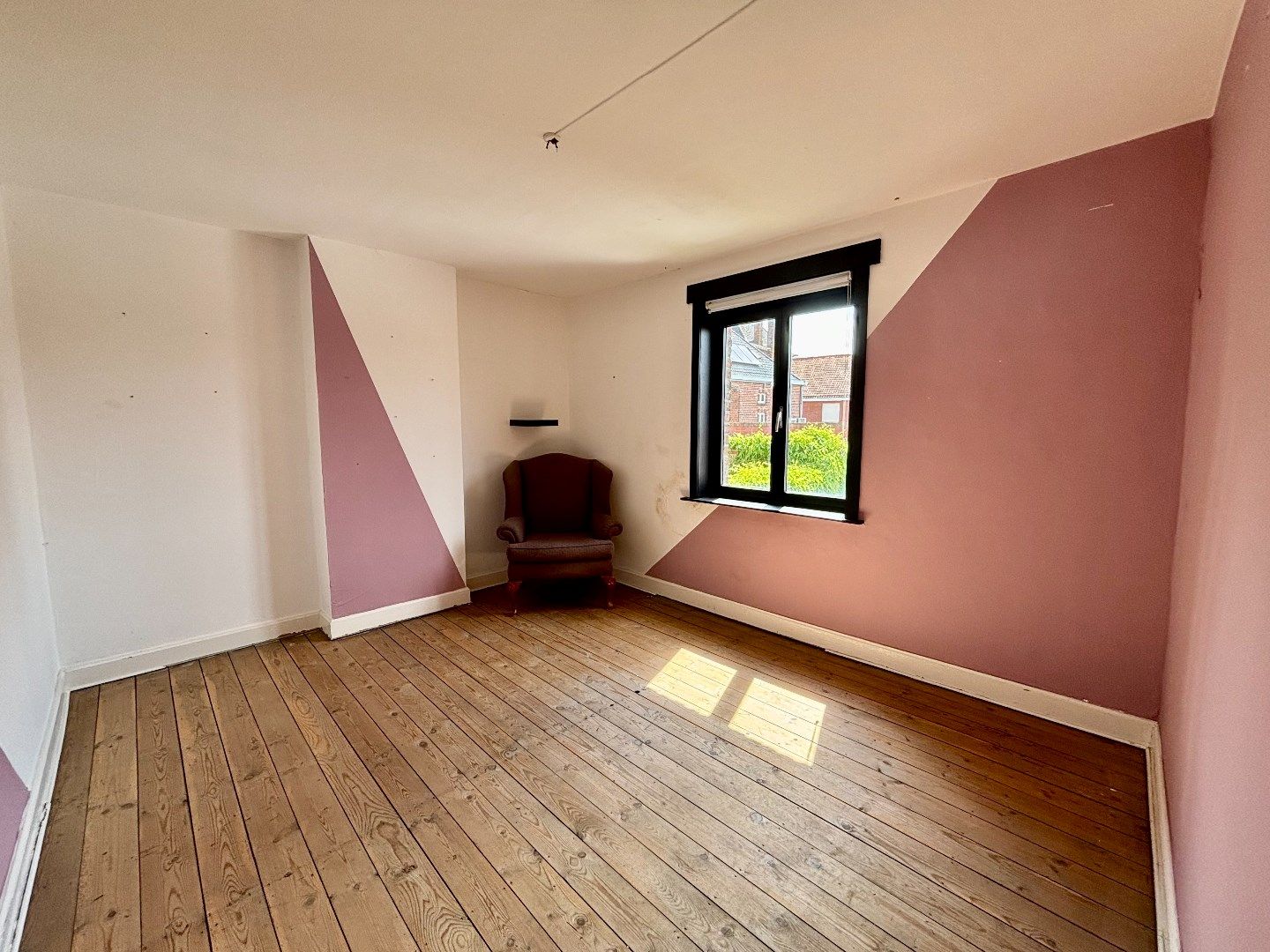 Ruime karaktervolle woning centrum Boezinge. foto 21