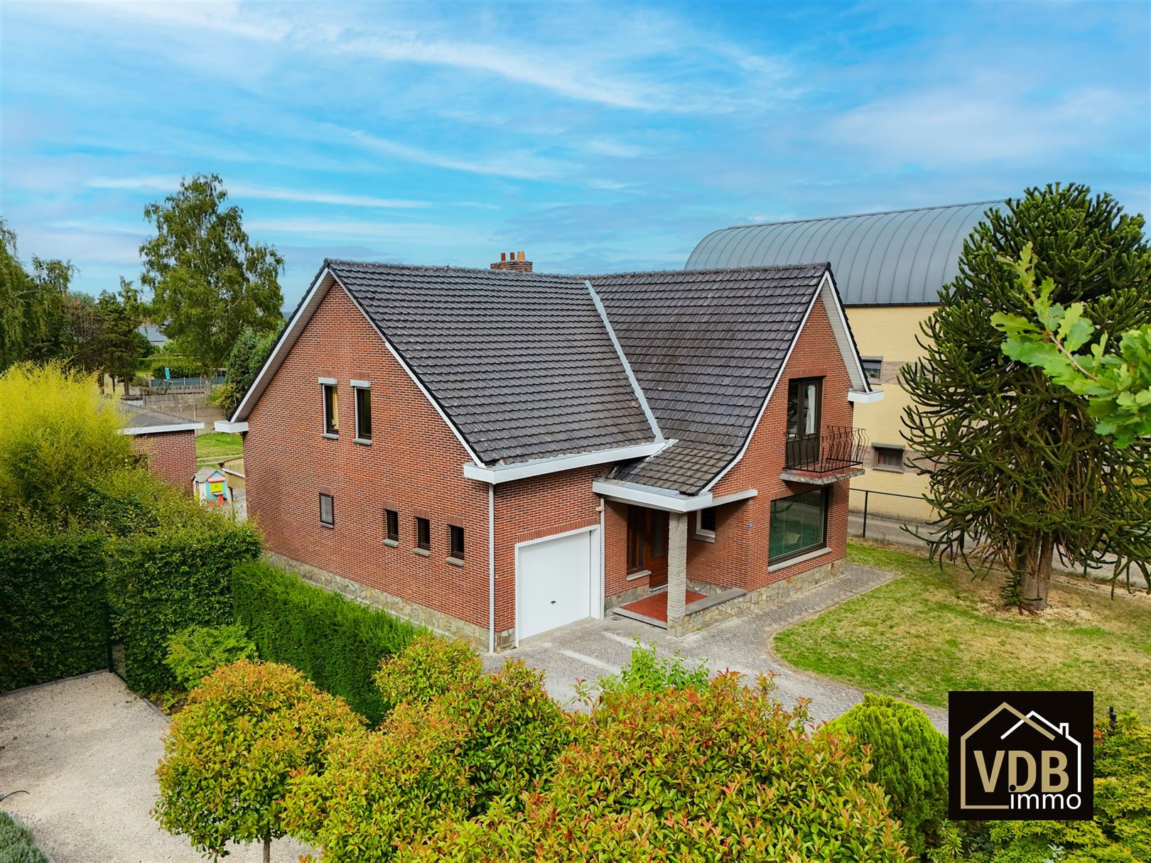  WONING MET 3 SLAAPKAMERS EN MEERDERE GARAGES foto 33