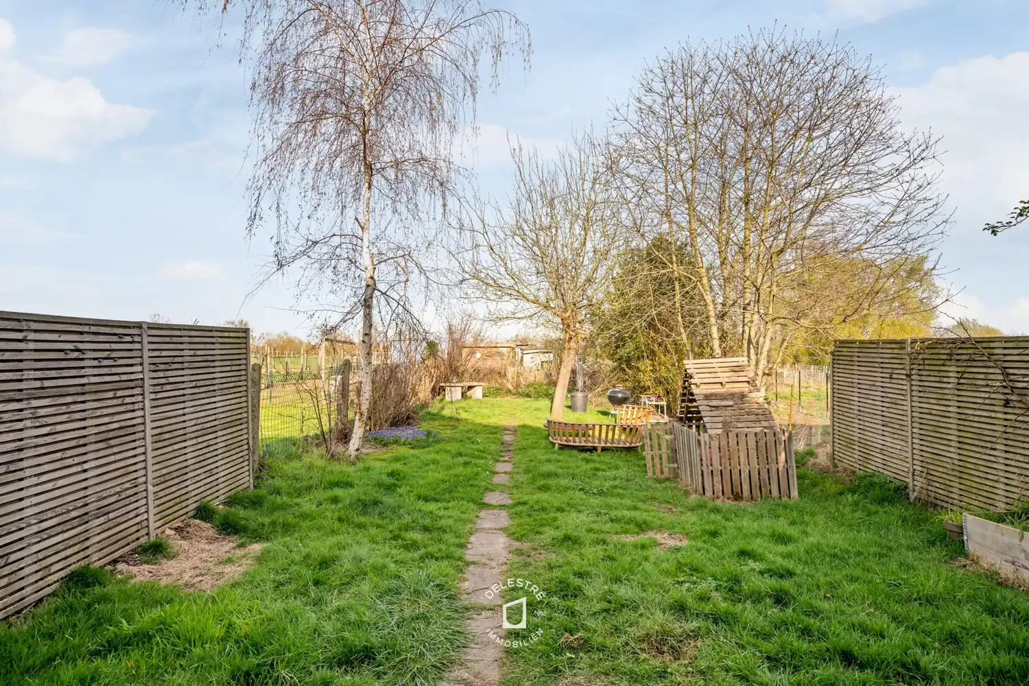 Charmante gezinswoning met 3 slaapkamers en open zicht op groen foto 23