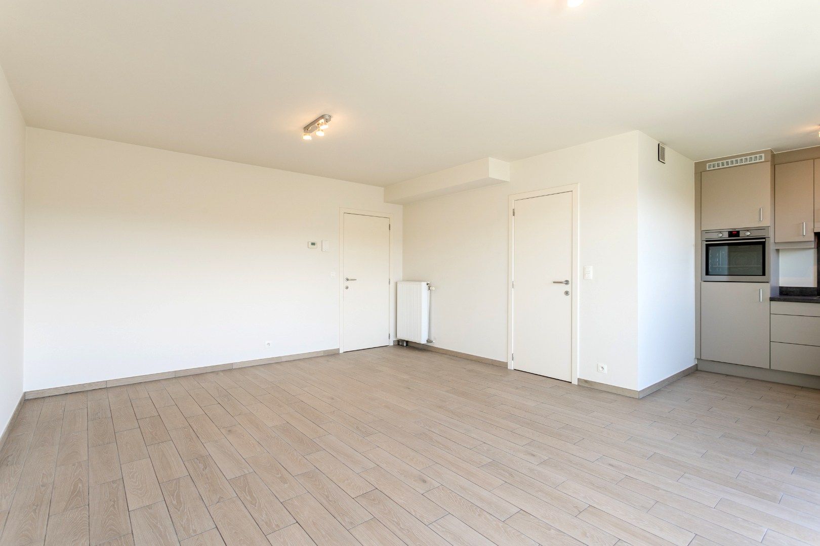 Energiezuinig app te huur, met 2 slpks, terras, autostaanplaats en kelder foto 4