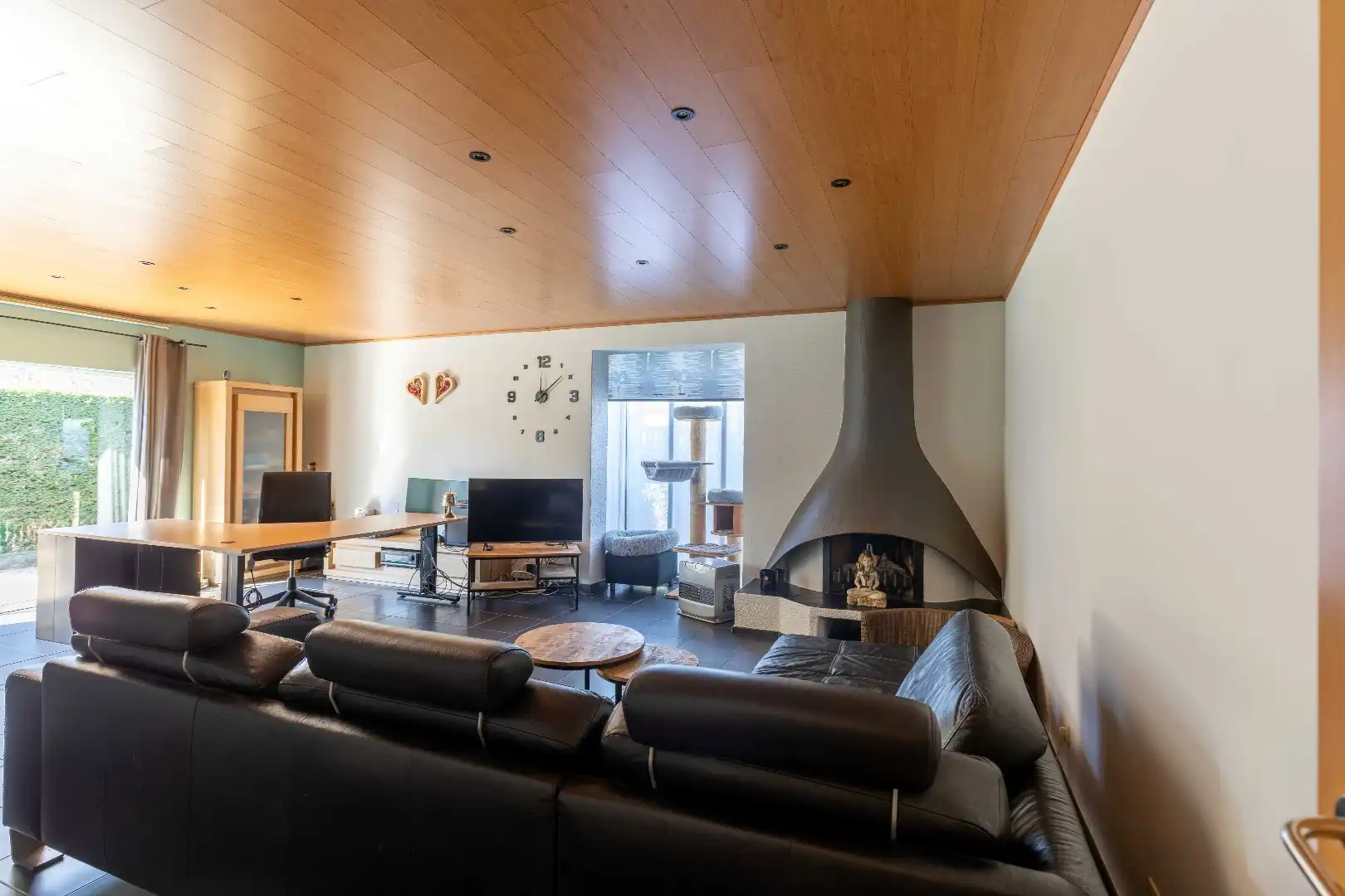 PUUR FRITUUR, uiterst goed gelegen met woonst en parking! foto 18