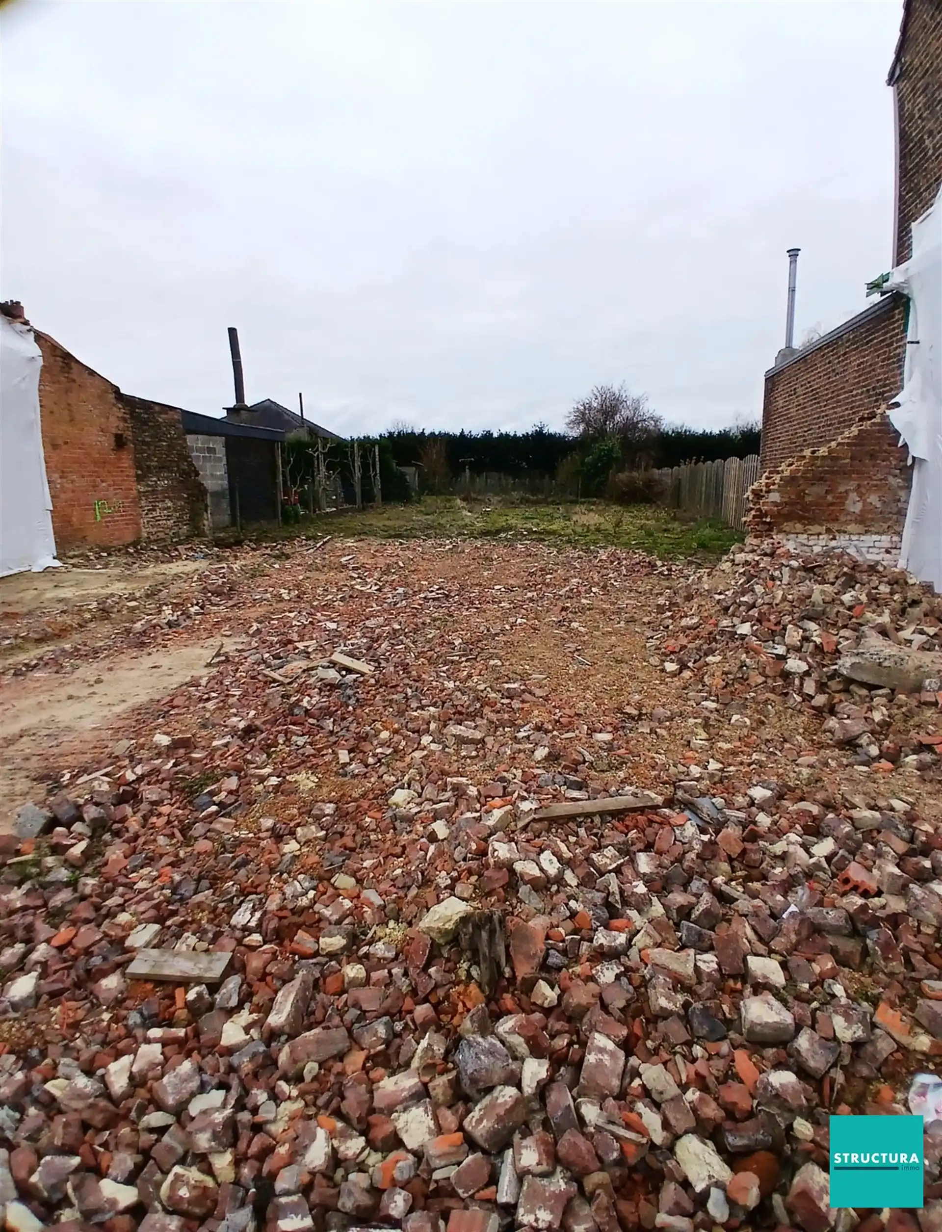 Bouwgrond voor 2 woningen met vergunning foto 7