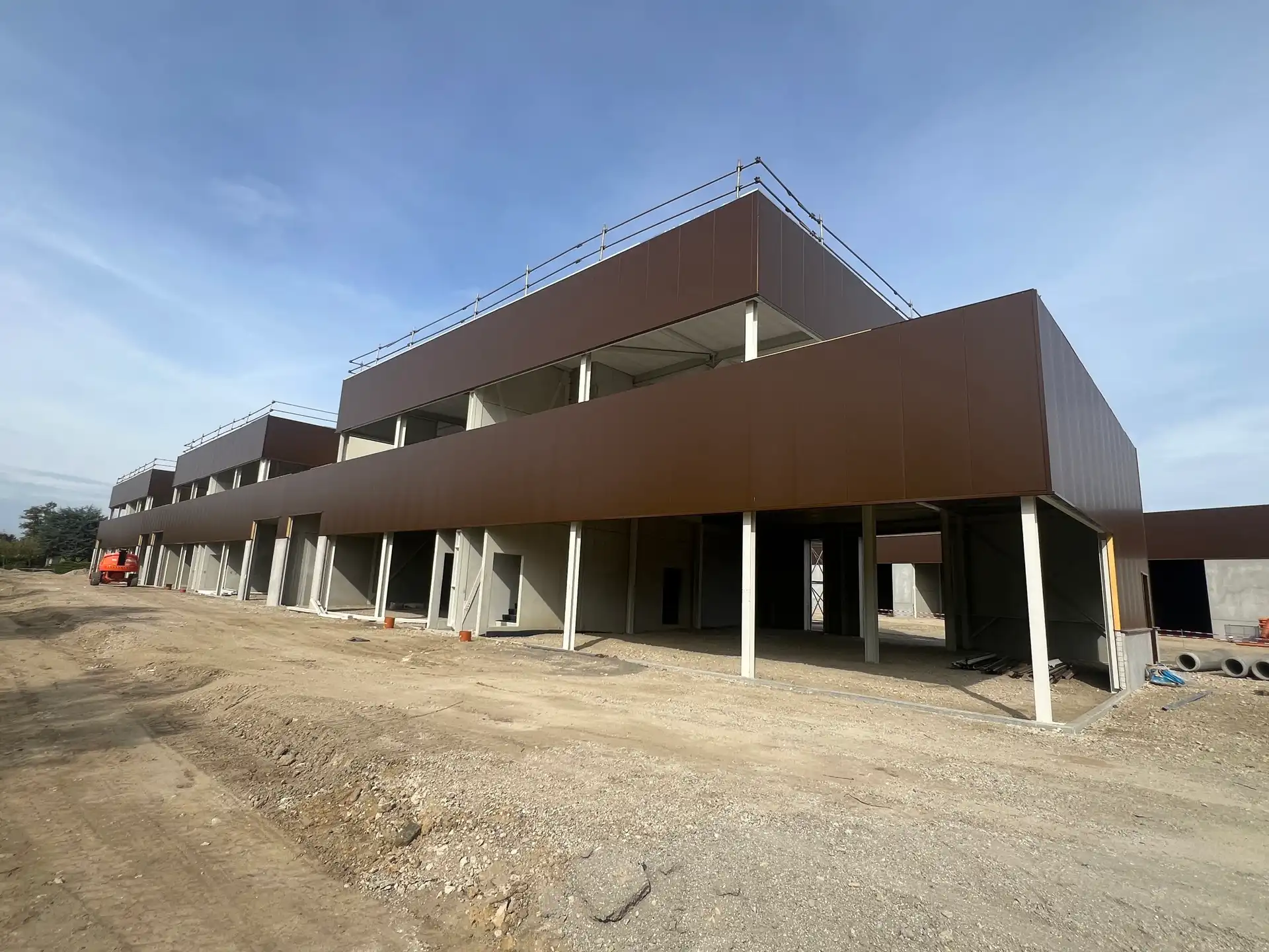 KMO-UNIT van 400M² - STADSBEEMD IN HALEN foto 2