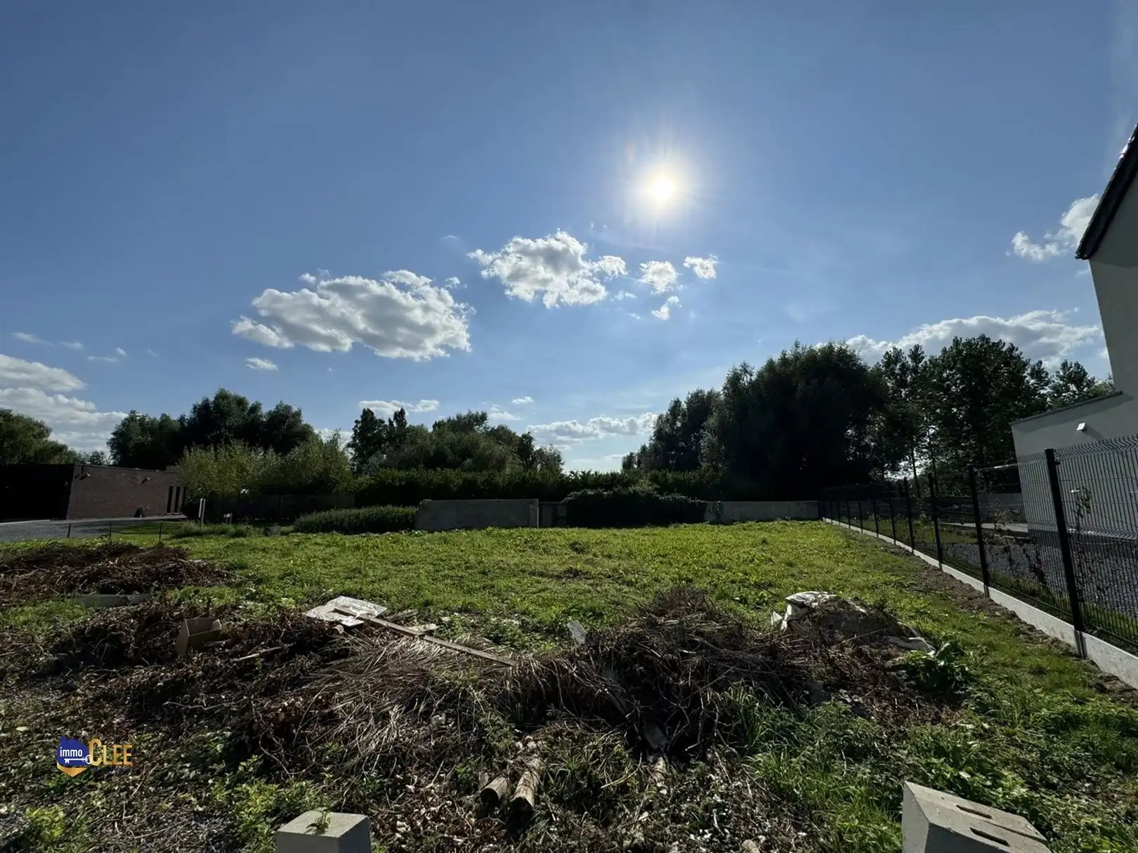 Bouwgrond op perceel van 6a 03ca (Lot 2) foto 2