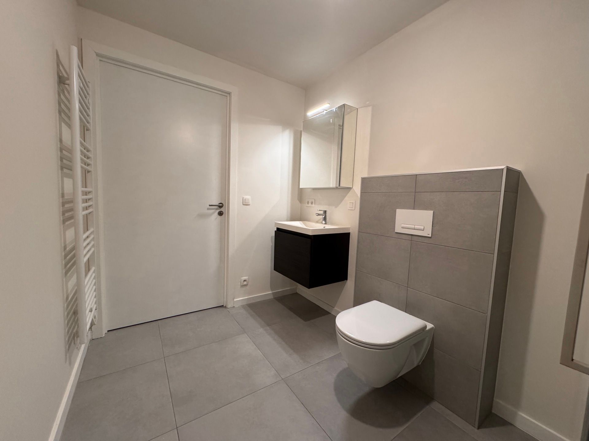 Energiezuinig gelijkvloers appartement met terras foto 10