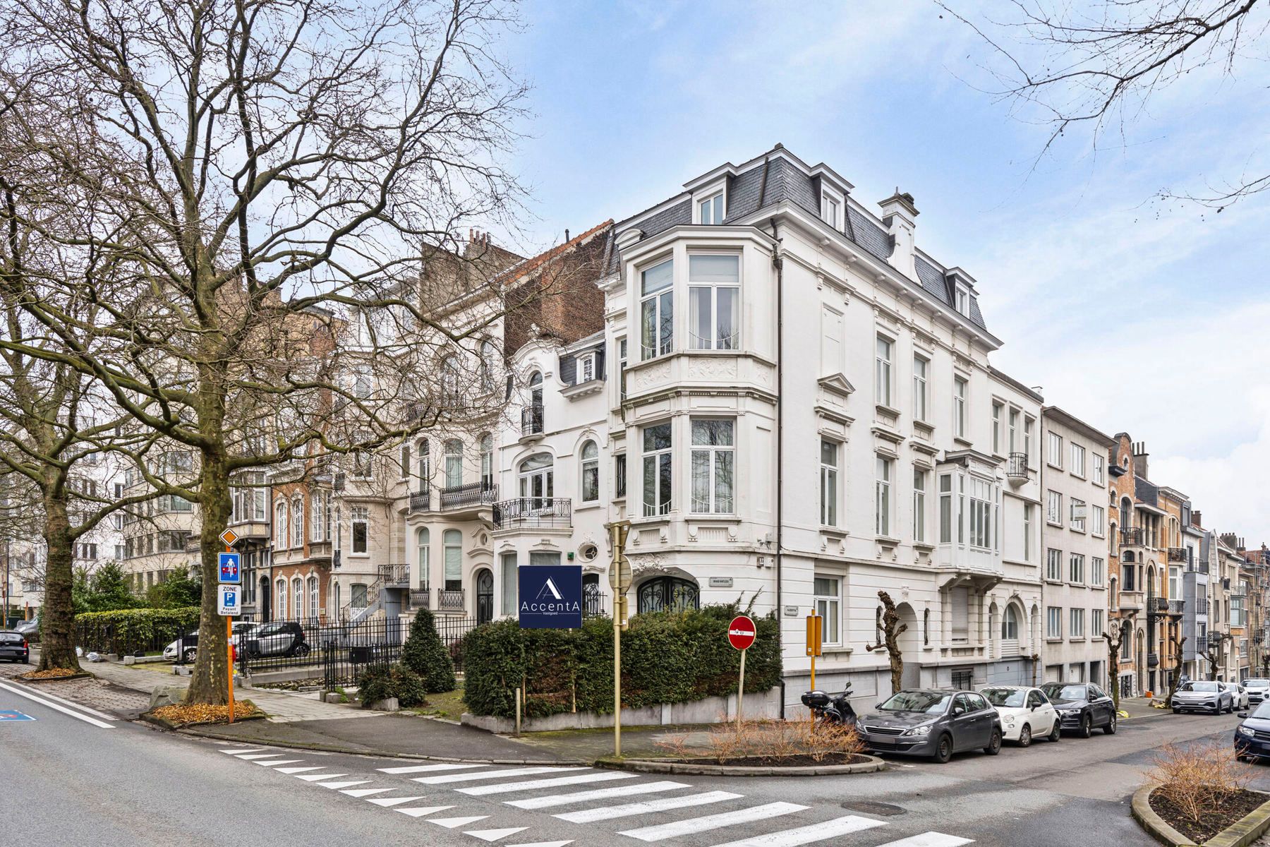 Prachtige Beaux-Art triplex op toplocatie foto 2