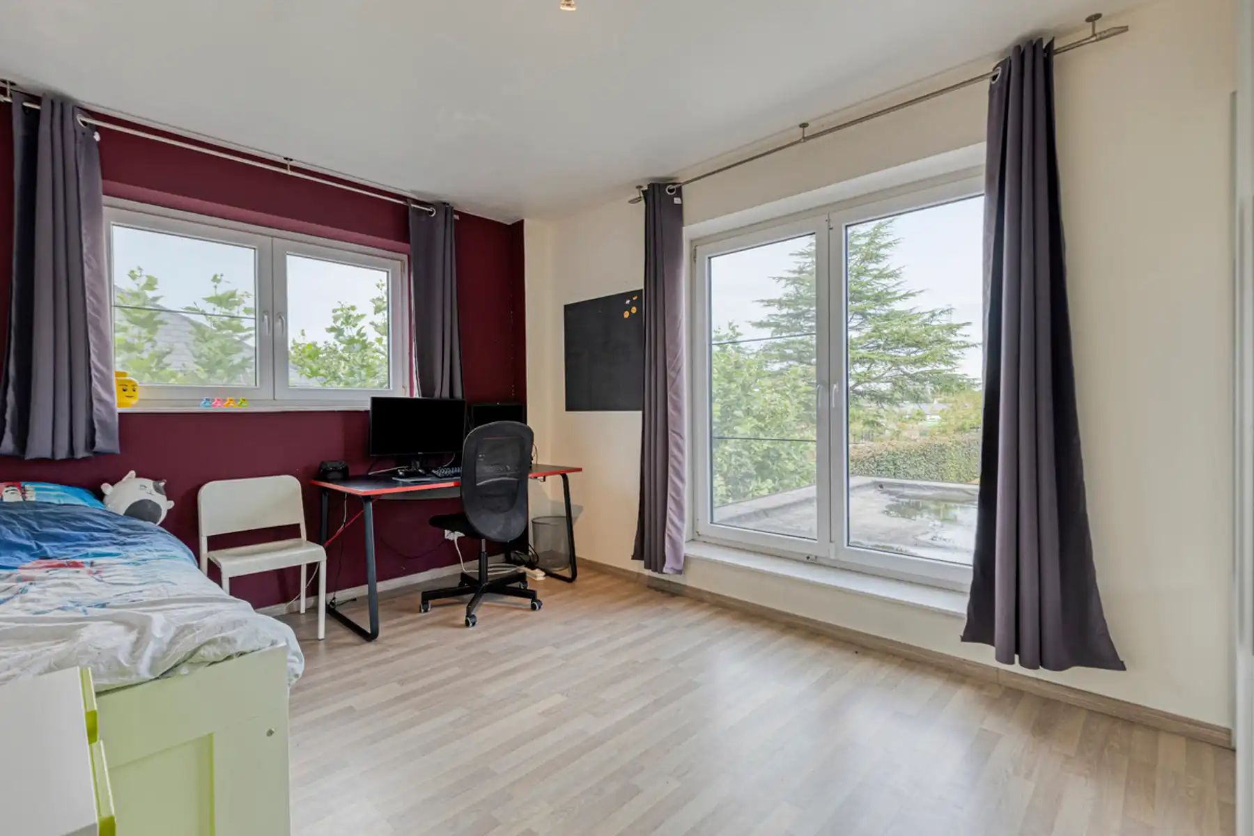 Unieke ruime woning met praktijkruimte + 5(6)slpkmrs op 25 a foto 23