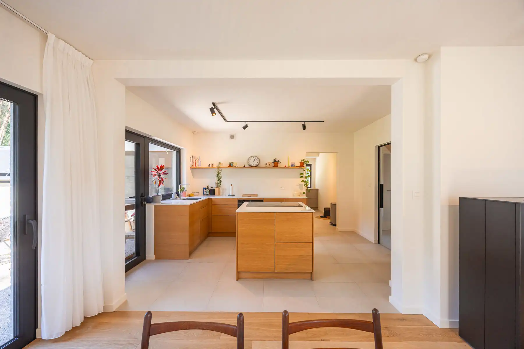 Buitenkans: gerenoveerde topwoning op prachtig perceel van 2.290 m² foto 6