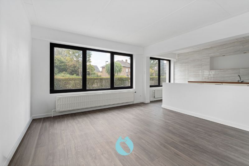Rustig gelegen gelijkvloers appartement met 2 slaapkamers foto 3