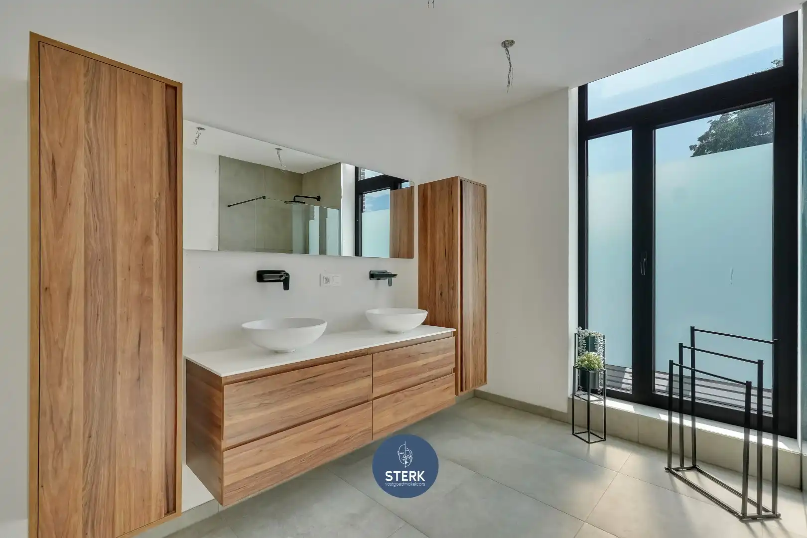 INSTAPKLARE NIEUWBOUWWONING MET 3 TOT 4 SLPKS AAN REGISTRATIERECHTEN !   foto 15