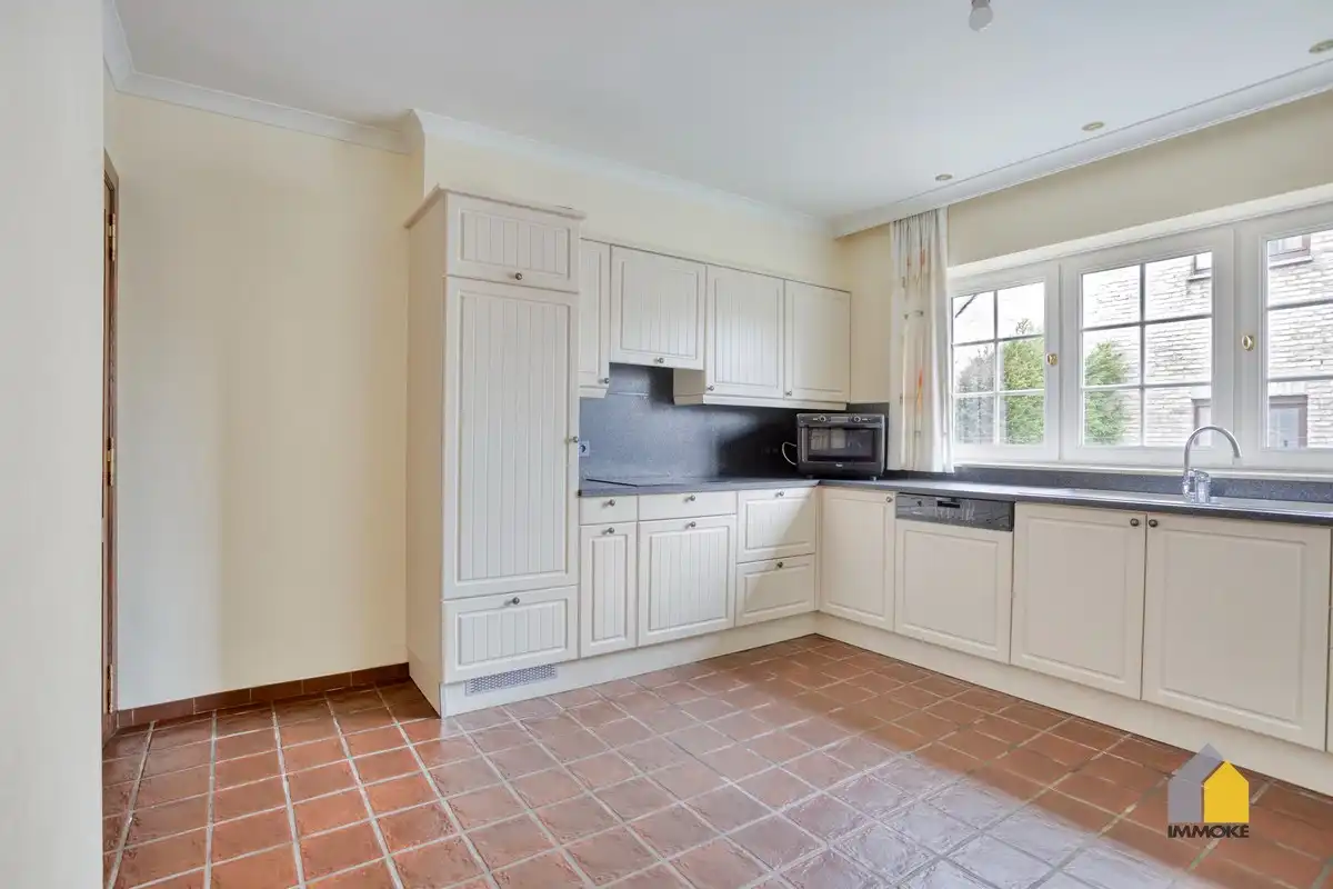 Vrijstaande, statige woning op 7 a 82 ca met 3 slpk en mooie tuin. foto 10