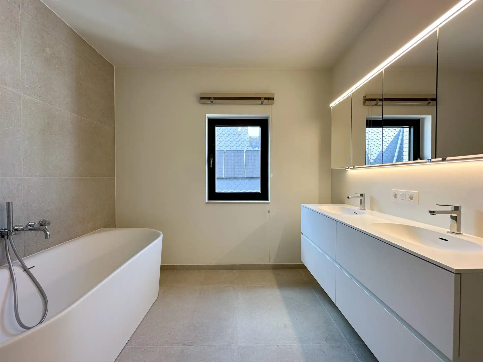 Luxueus nieuwbouwappartement met 2 slaapkamers op de Grote Markt in Sint-Niklaas foto 11