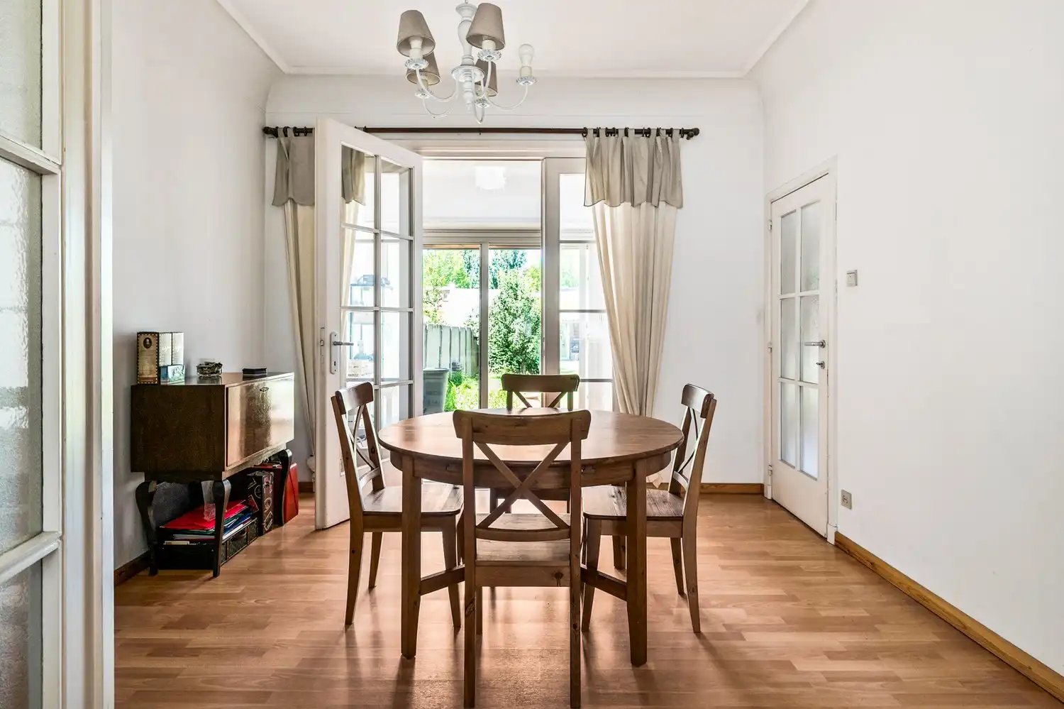 Op te frissen woning op TOP locatie nabij Boelaerpark foto 8