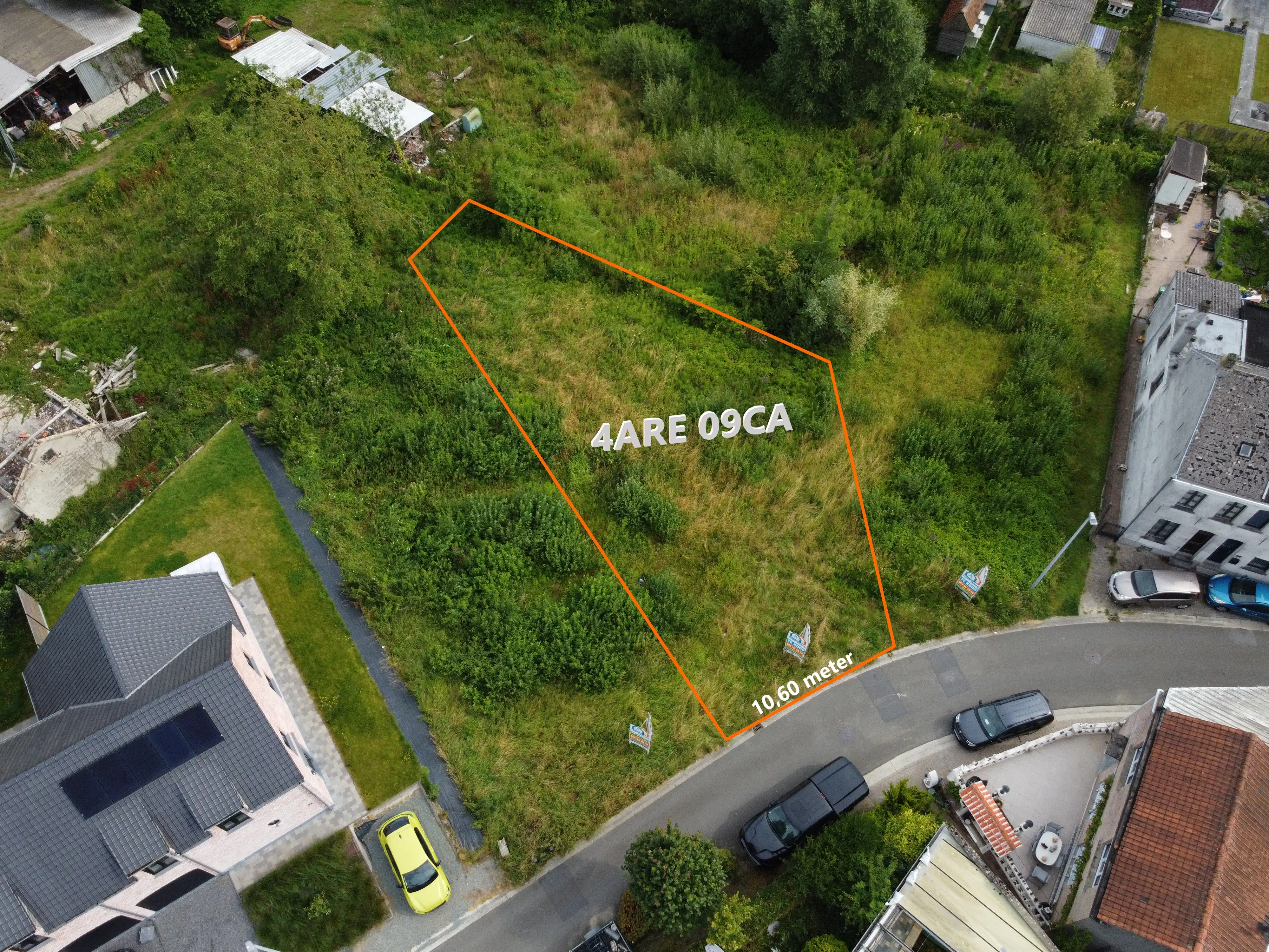 Rustig gelegen bouwgrond voor HOB foto {{pictureIndex}}