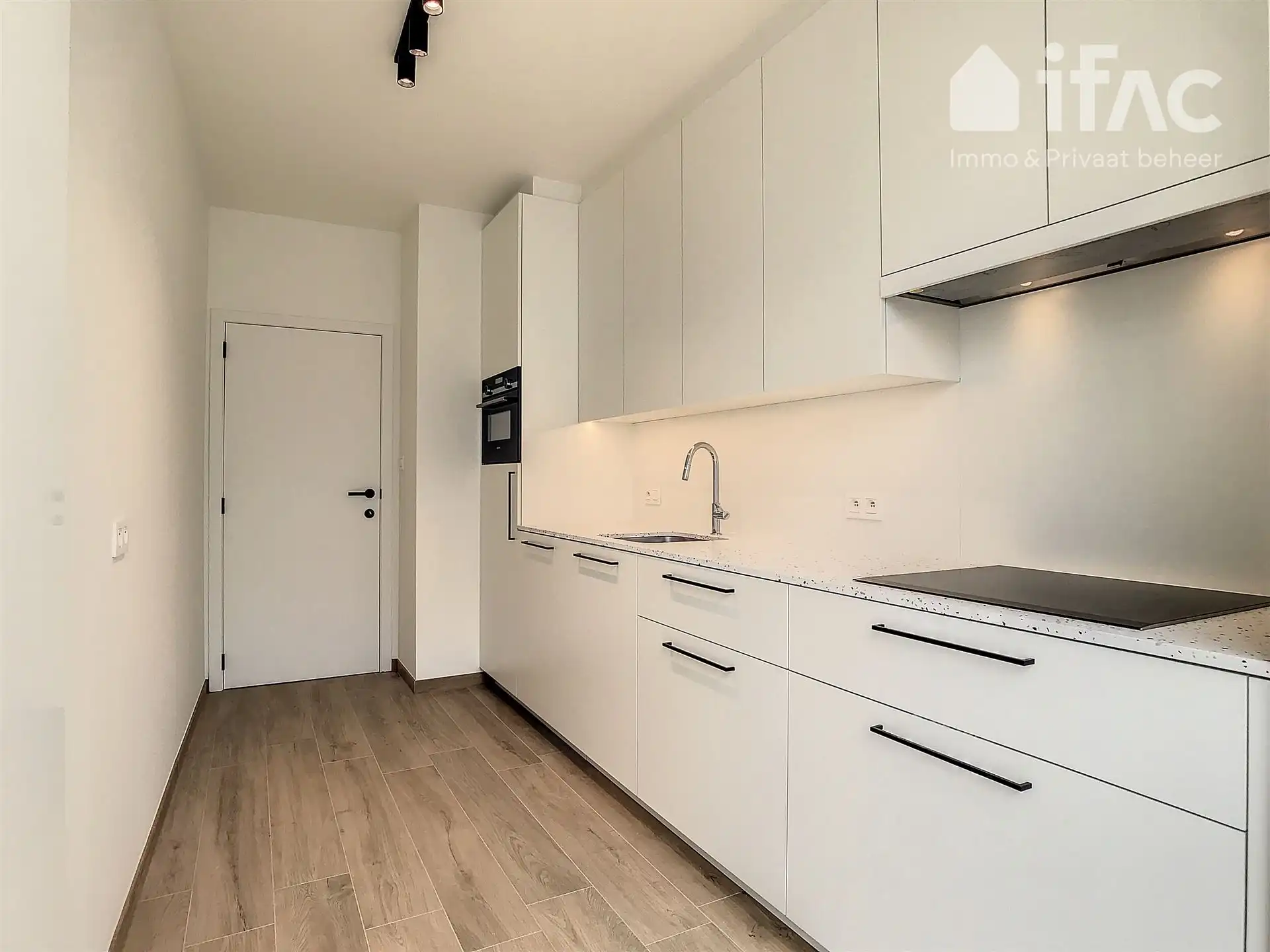 Gerenoveerd appartement in het centrum van Tervuren foto 5