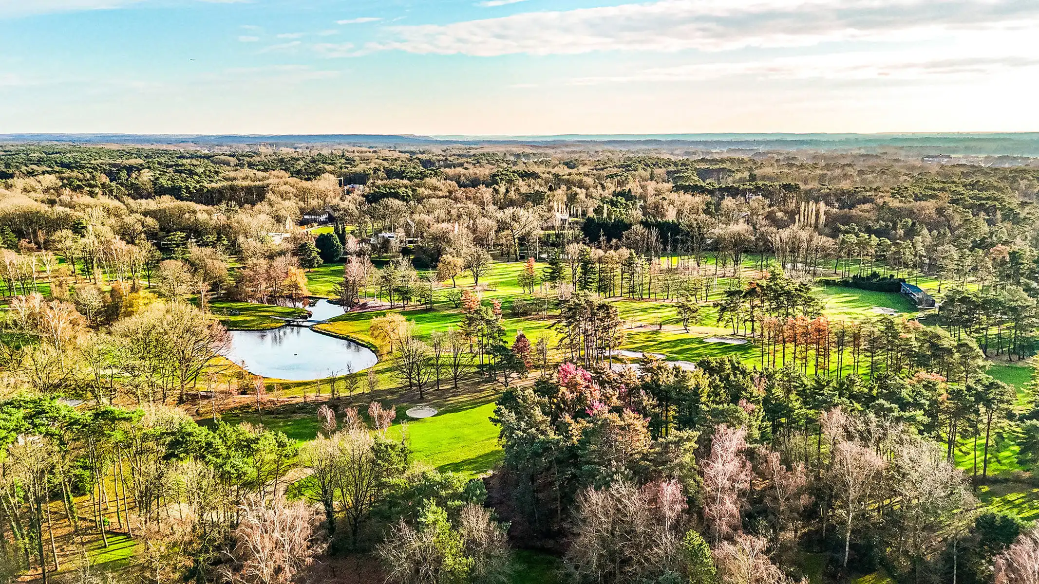 Exclusieve bouwgrond van 4.370 m² in “Golf & Meer”-domein foto 15