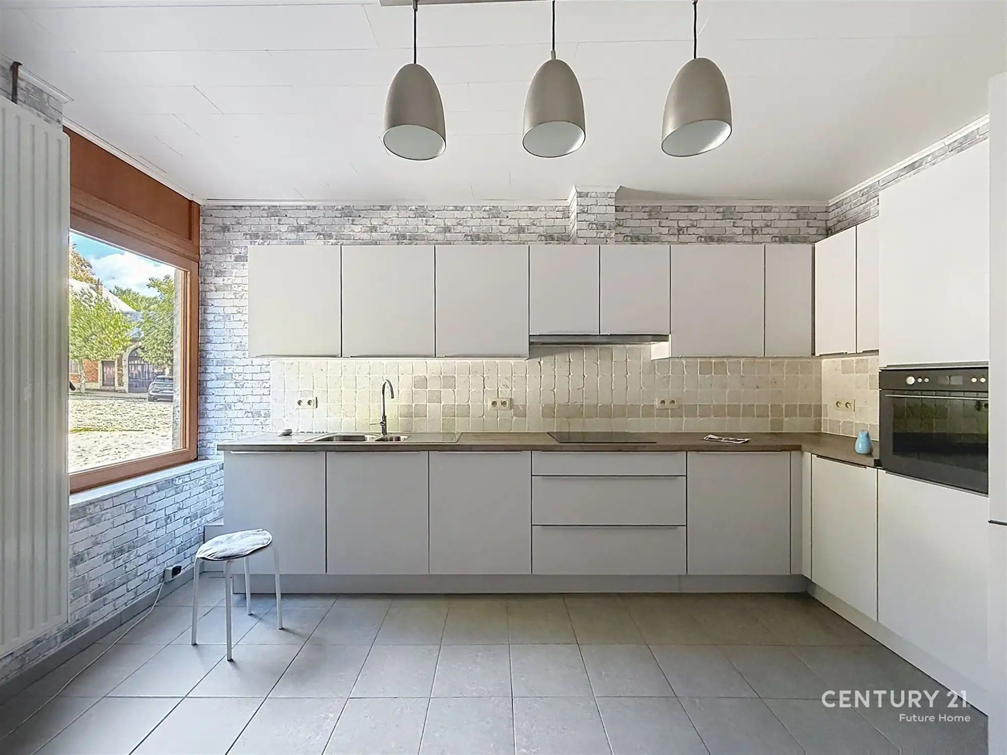 Charmante rijwoning te koop in Diest! foto 3