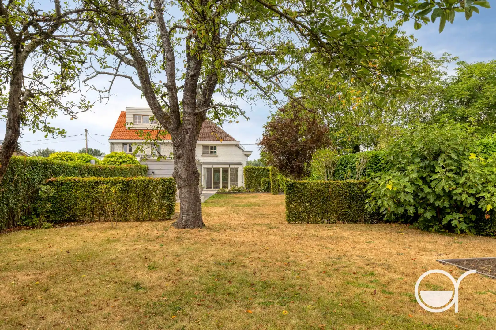 Hoofdfoto van de publicatie: Charmante woning met mooie tuin