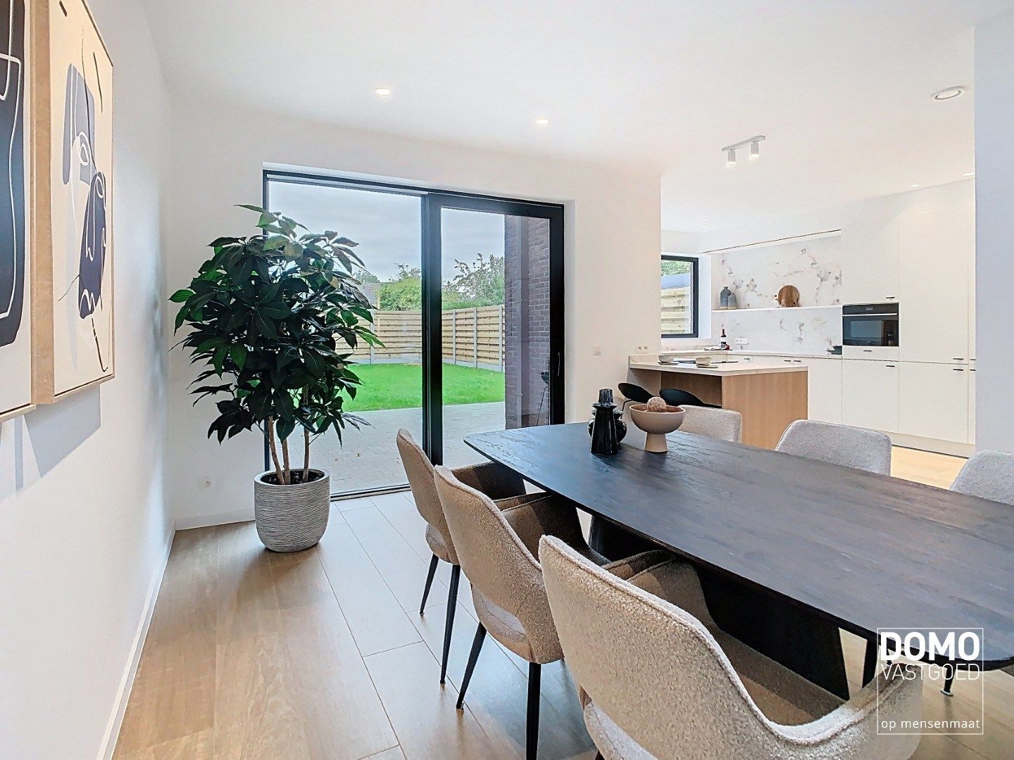 TOTAAL gerenoveerde woning in het centrum van Kermt - Verkoop onder registratierechten!!! foto 6