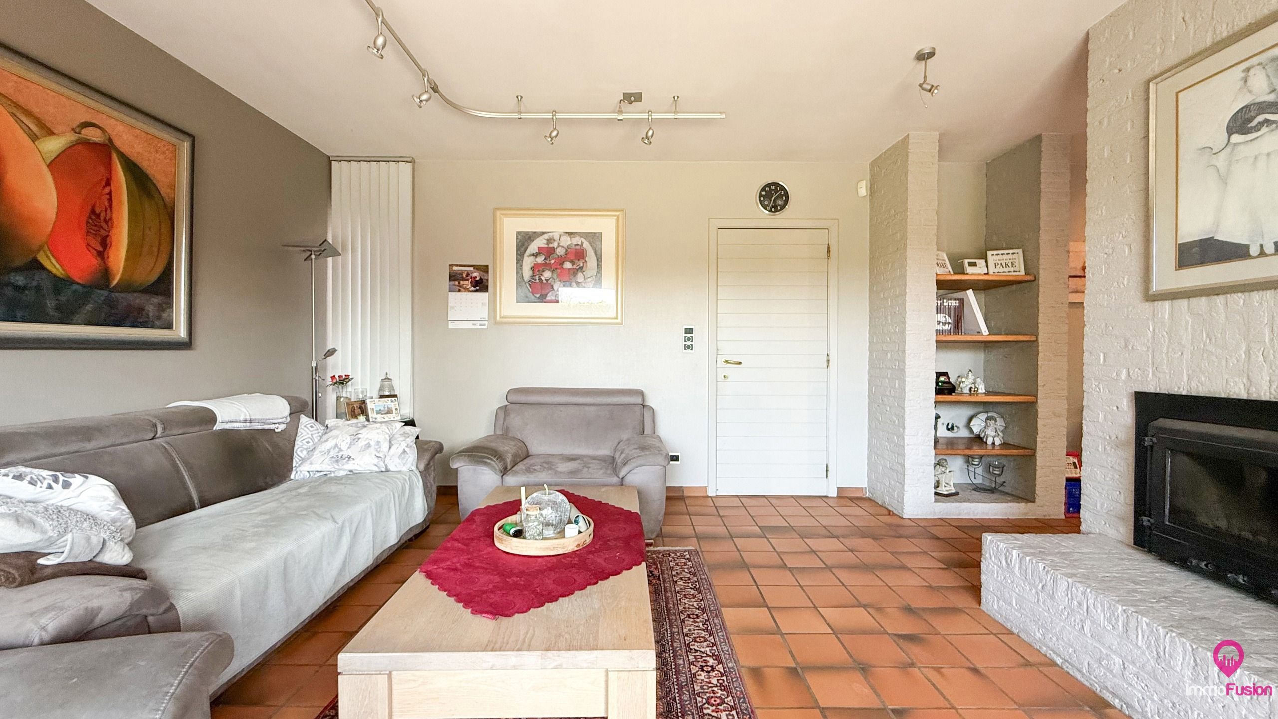 Charmante woning met 3 slaapkamers en inpandige garage! foto 14