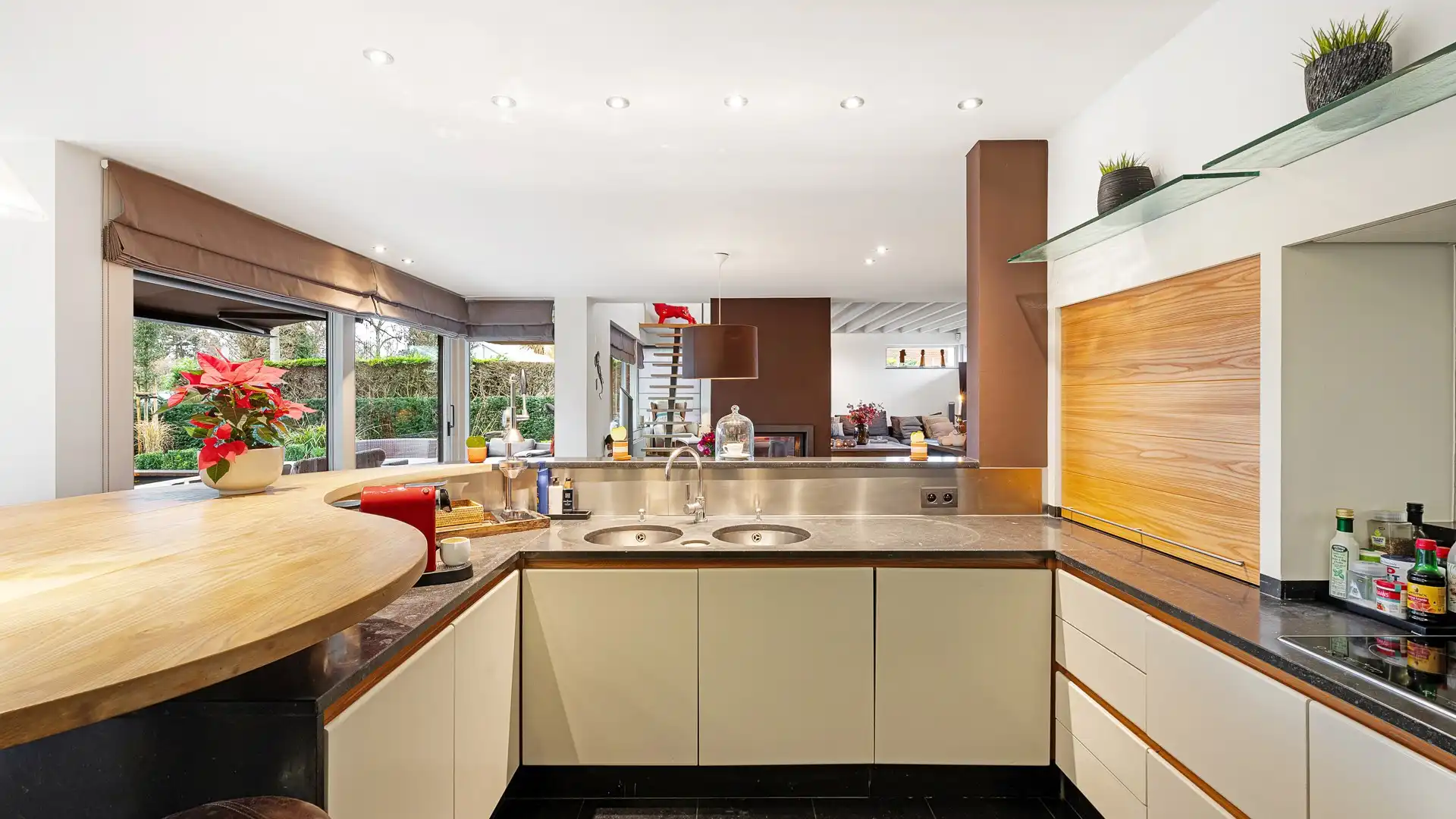 Alleenstaande villa in residentiele omgeving te Knokke foto 11