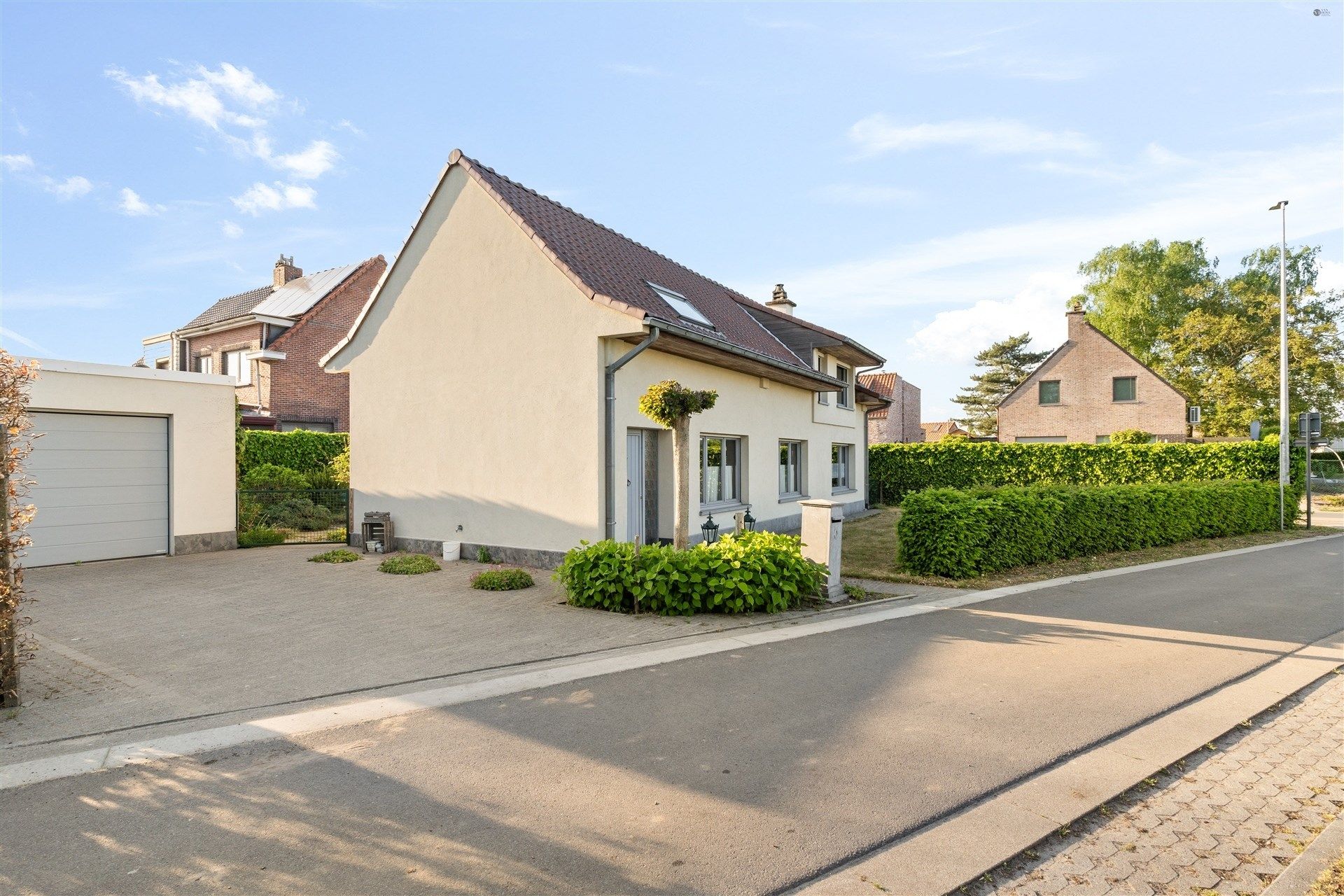 Hoofdfoto van de publicatie: goed geïsoleerde woning op top- ligging