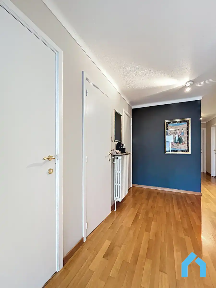 Charmant appartement met ruim terras te koop! foto 12