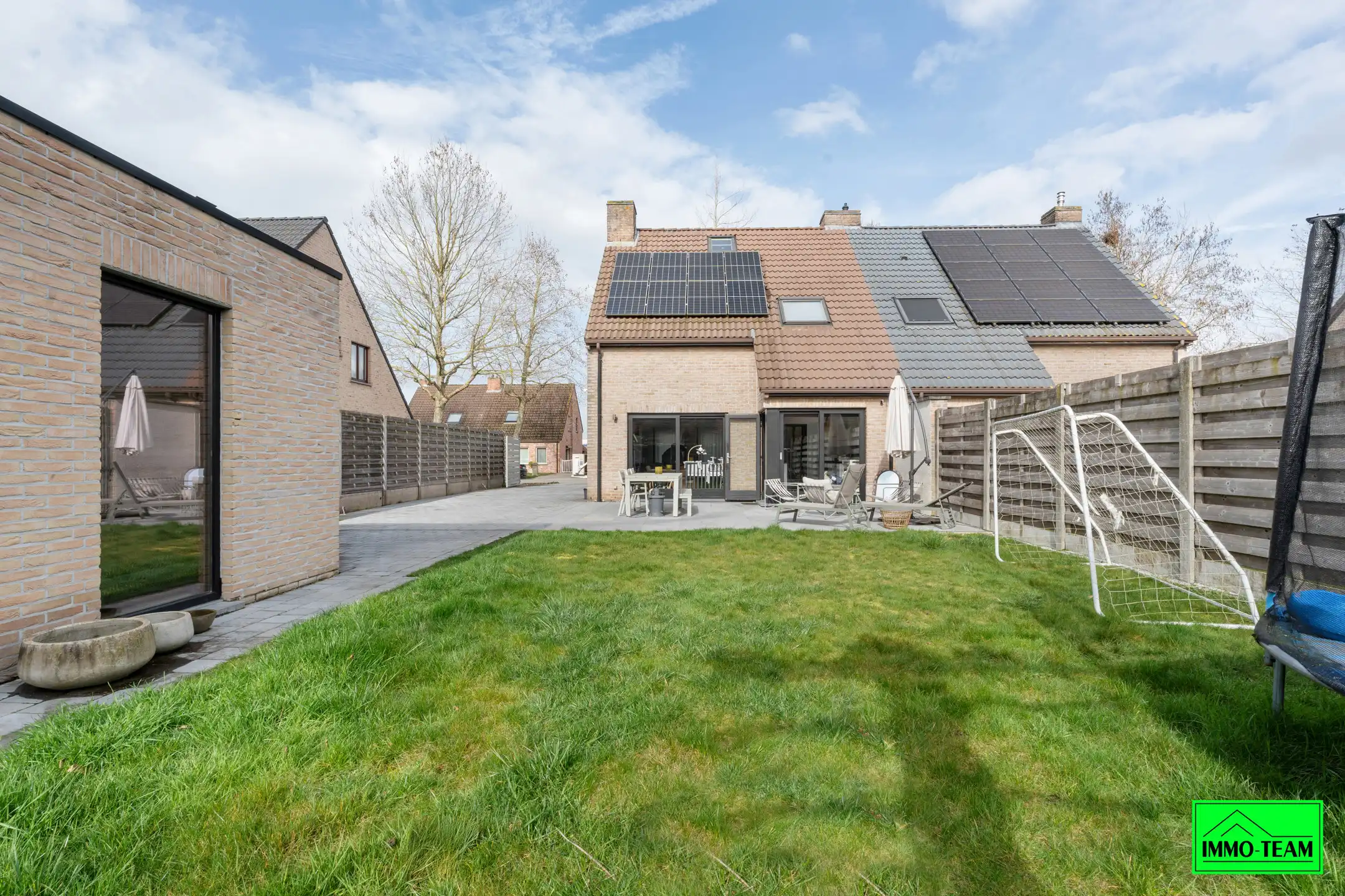 Instapklare 3‑gevelwoning in een rustige, residentiële wijk foto 24