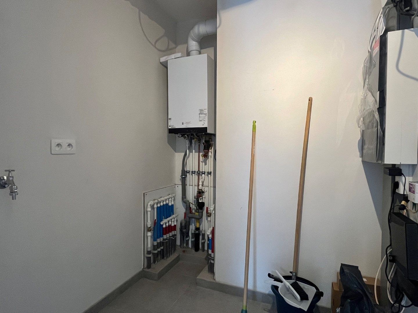 Nieuwbouwappartement met 2 slaapkamers, groot terras en een garage foto 9