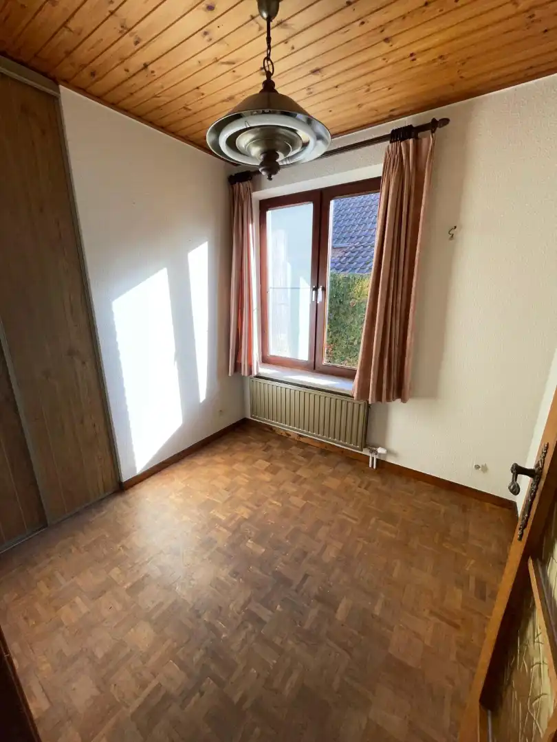 Vrijstaande woning met 4 slaapkamers en ruime tuin met garage in Pelt foto 10