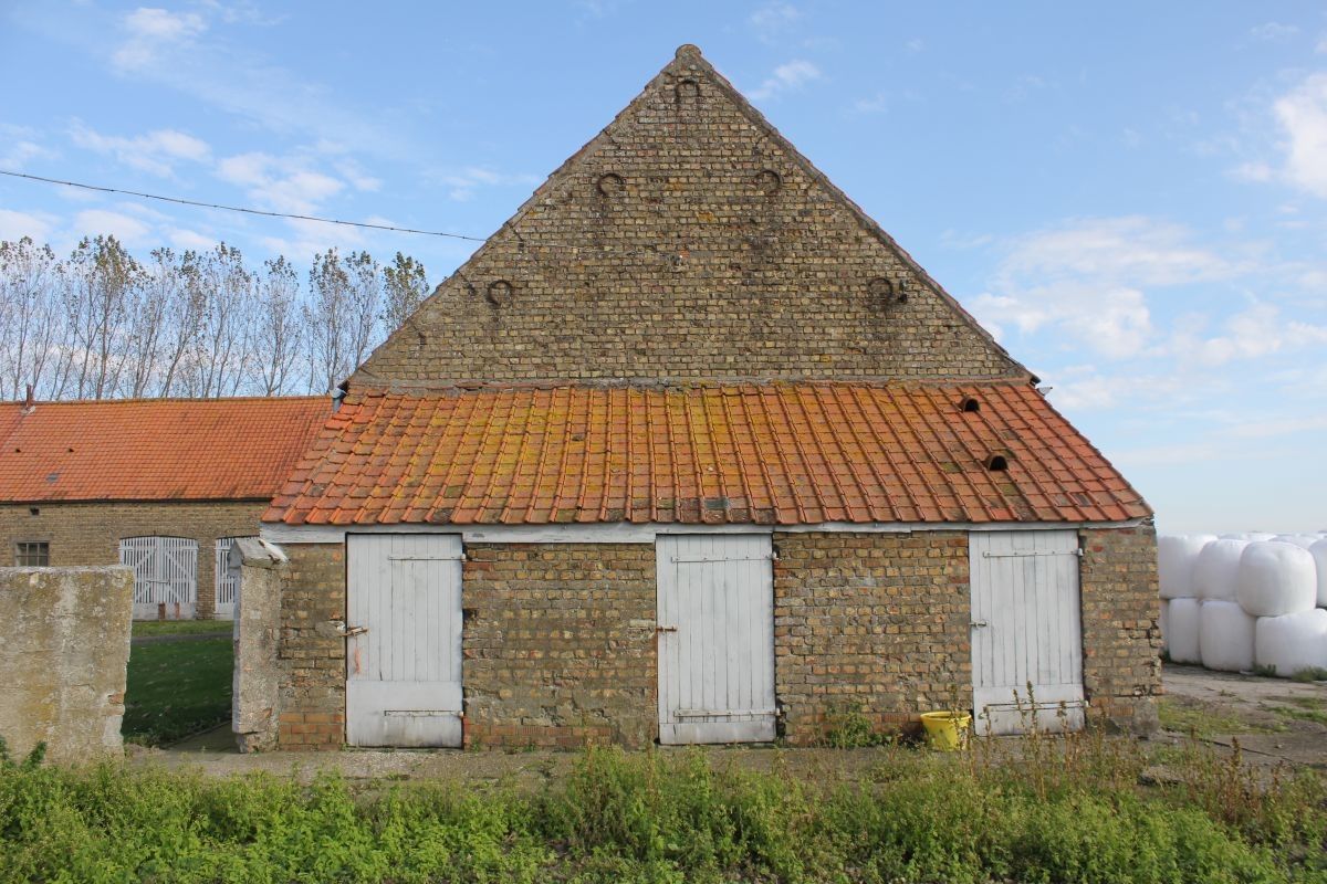 Prachtig gelegen te verbouwen hoeve te koop te Westende foto 7