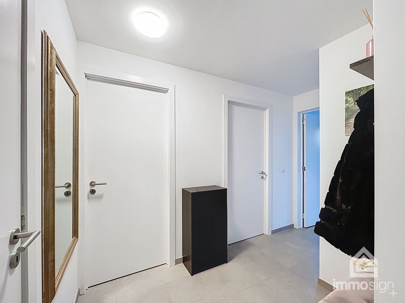 Modern en energiezuinig appartement met 2 slaapkamers en een terras van 15 m² in het geliefde Sint-Michielspark te Bree! foto 6