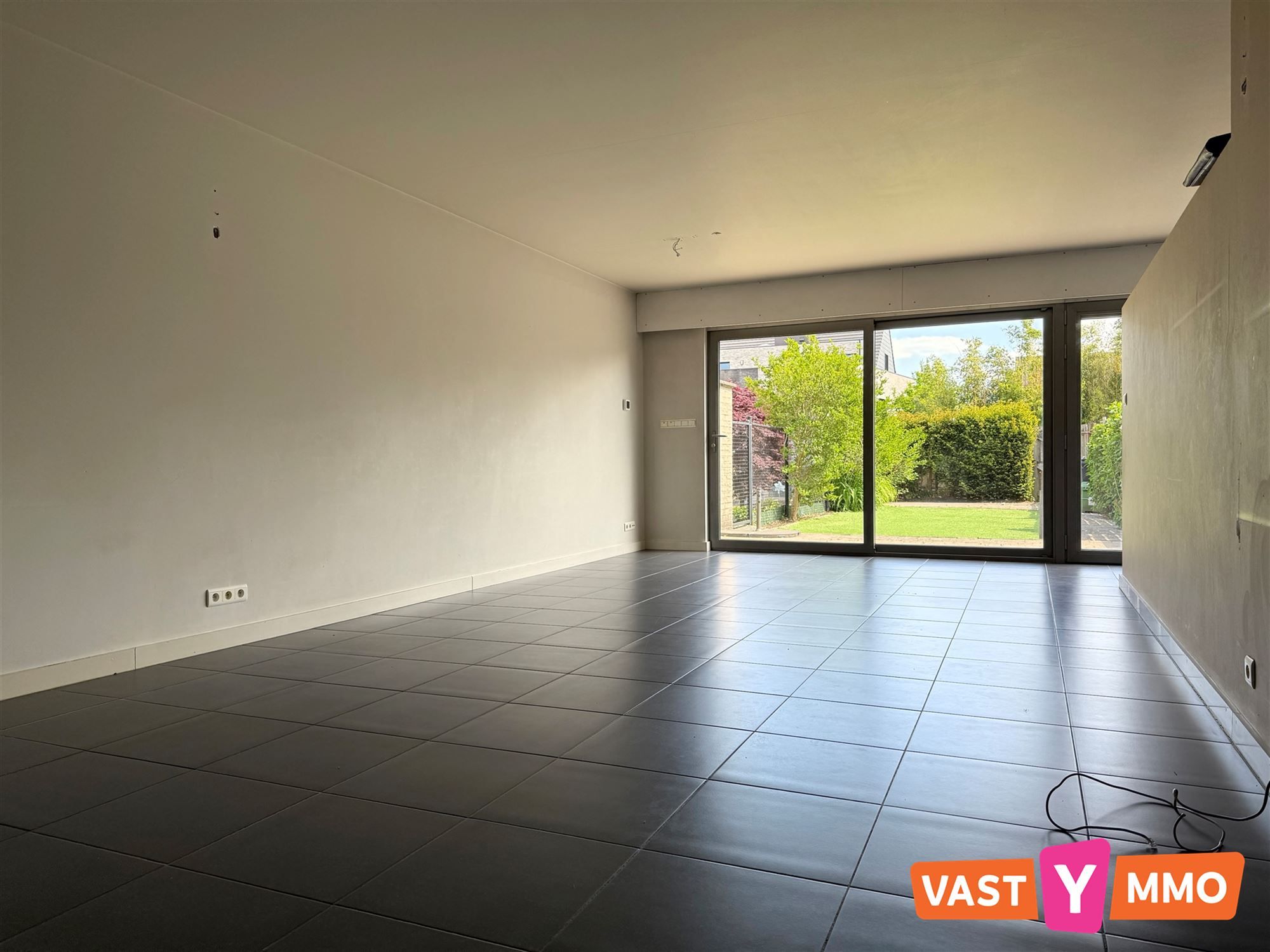 Appartement met tuin foto 3