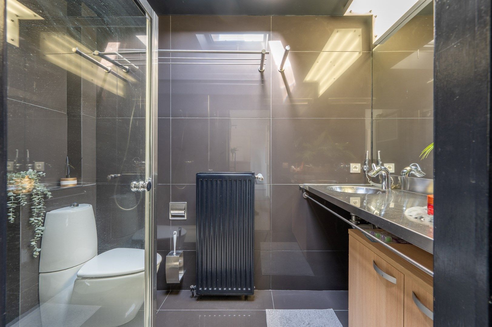 Instapklare studio met 2 uitzonderlijke zonneterrassen. foto 13