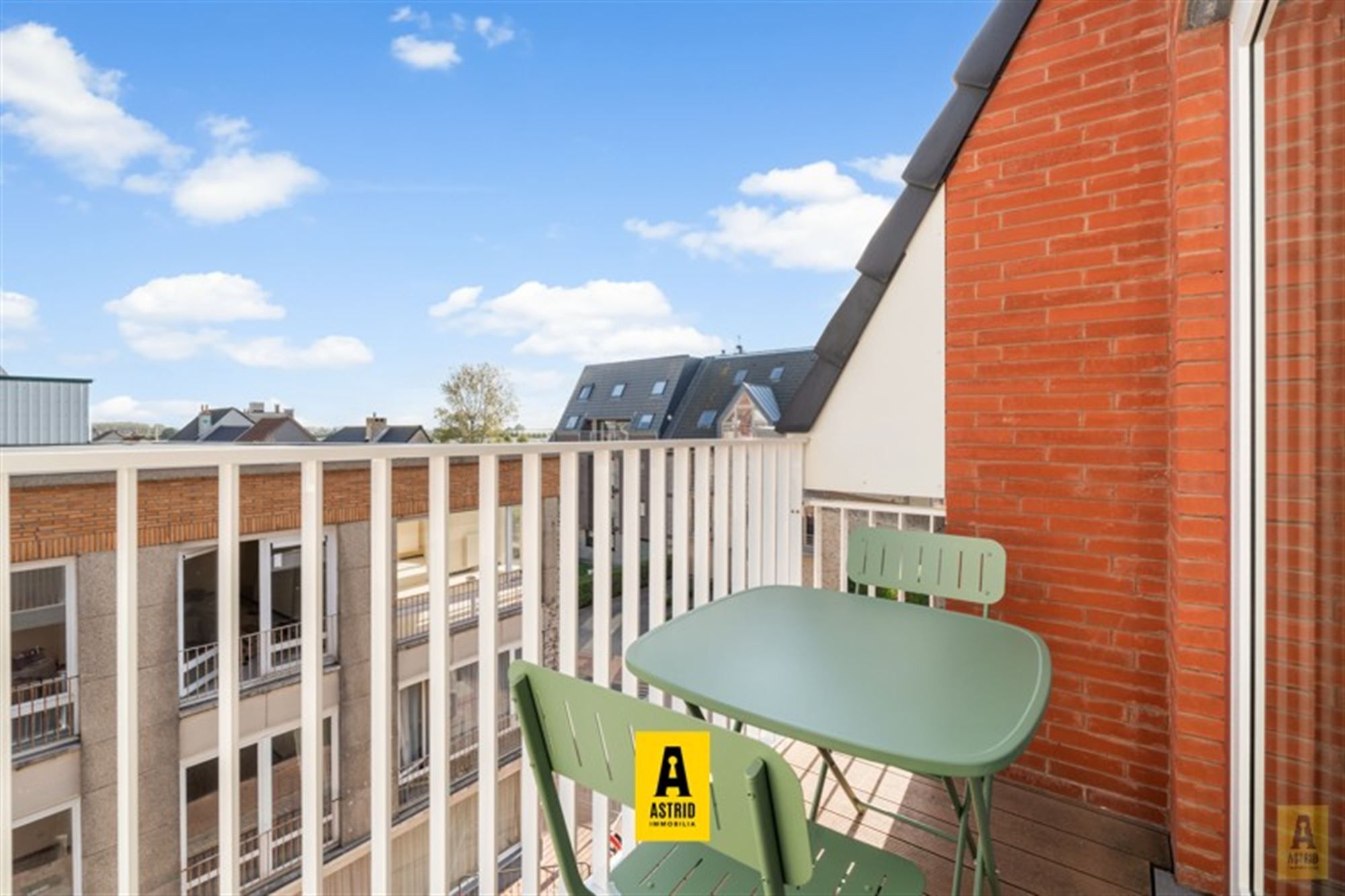 🌊 Instapklaar duplexappartement in hartje Bredene! foto 14