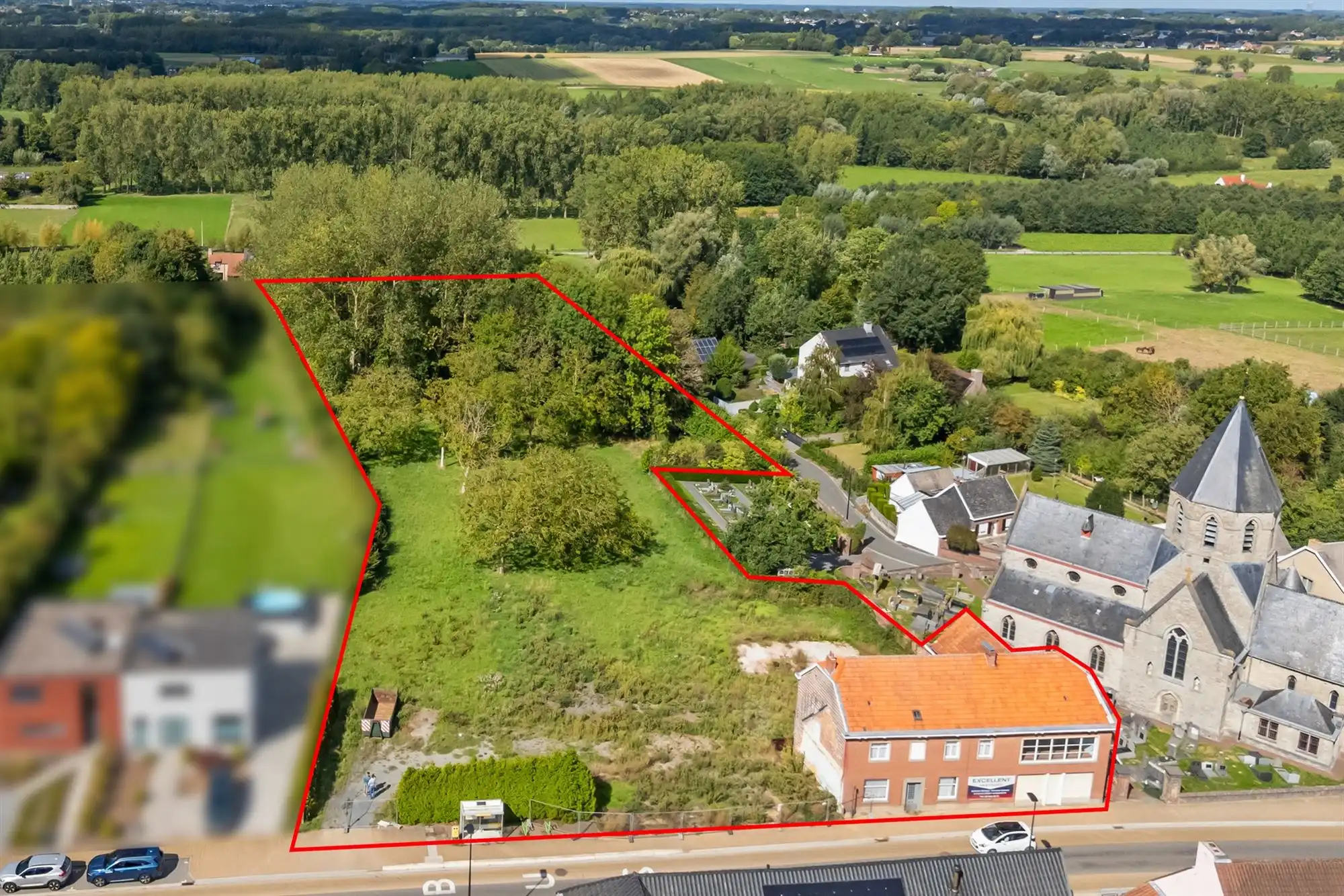 Unieke projectgrond met achterliggend bos foto 3