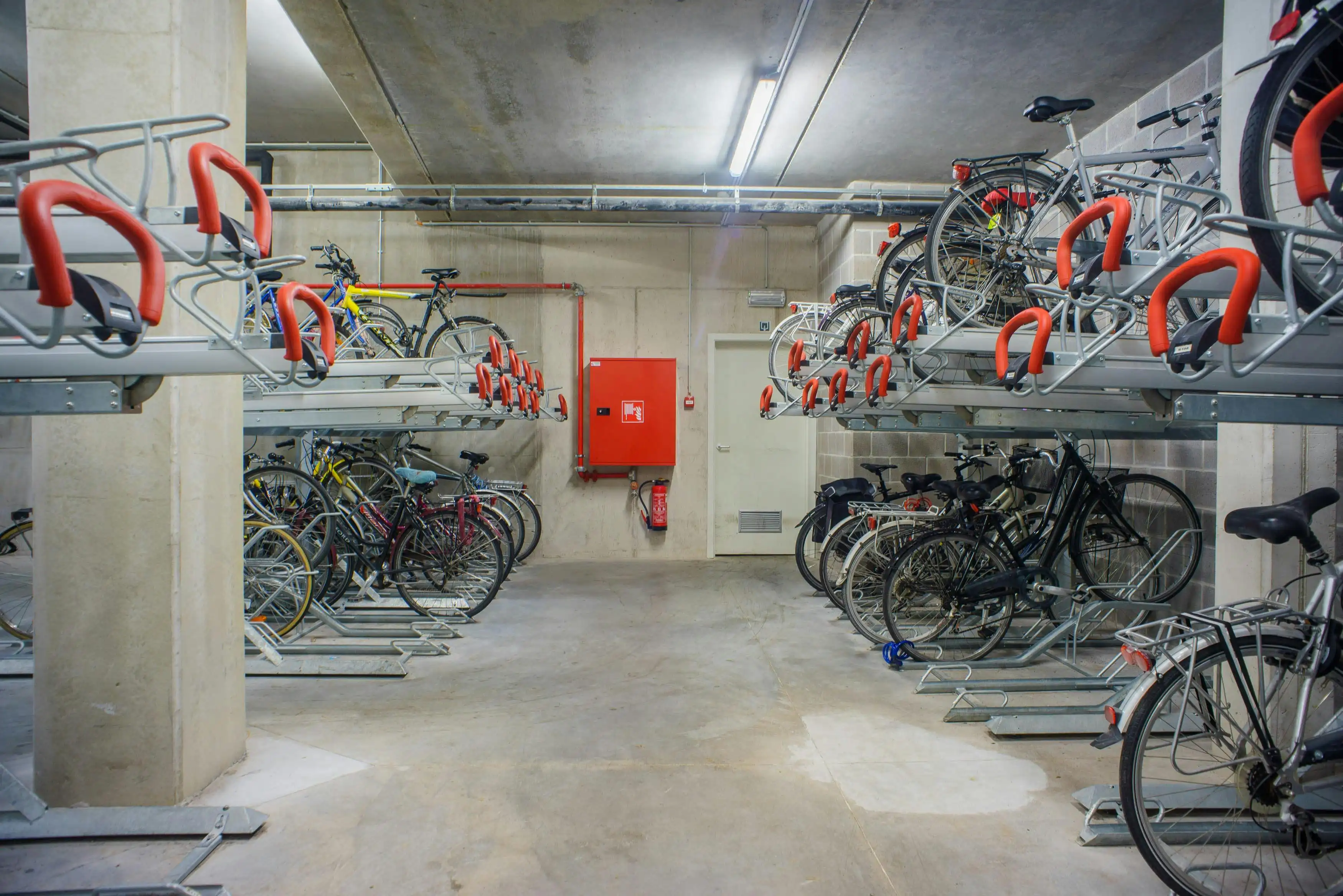 Studentenkamer te koop vlakbij station Brugge foto 5