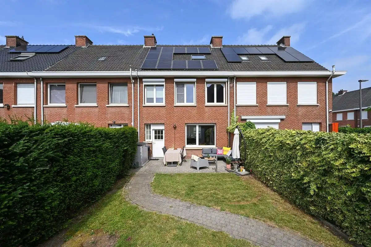 Leuke woning in fijne wijk foto 4