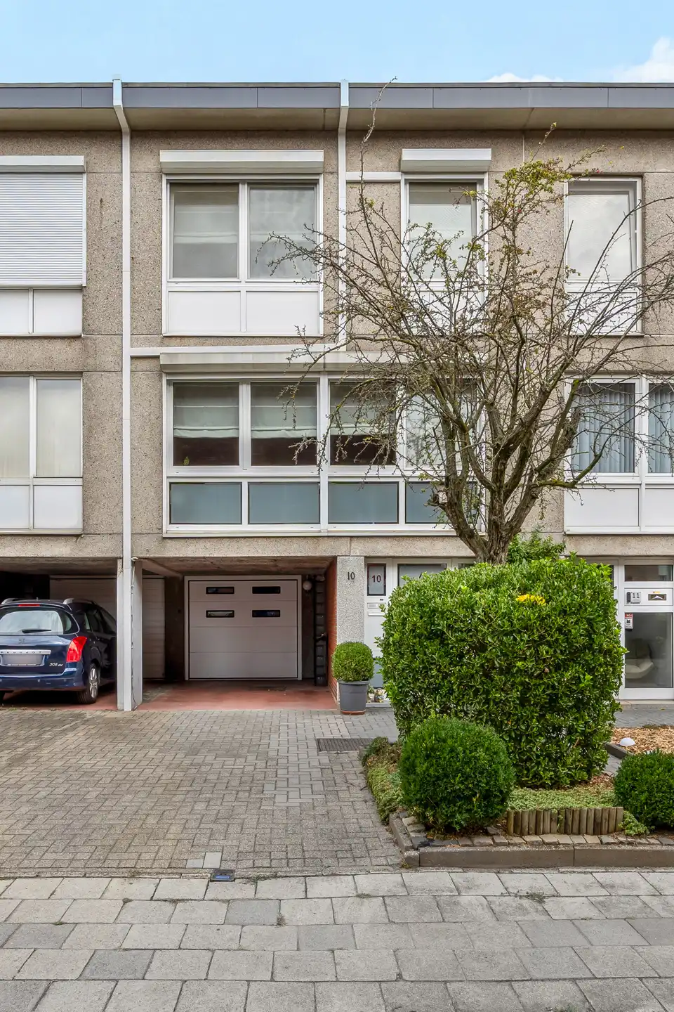 goed verzorgde woning met 3 slaapkamers , garage en terras foto 3