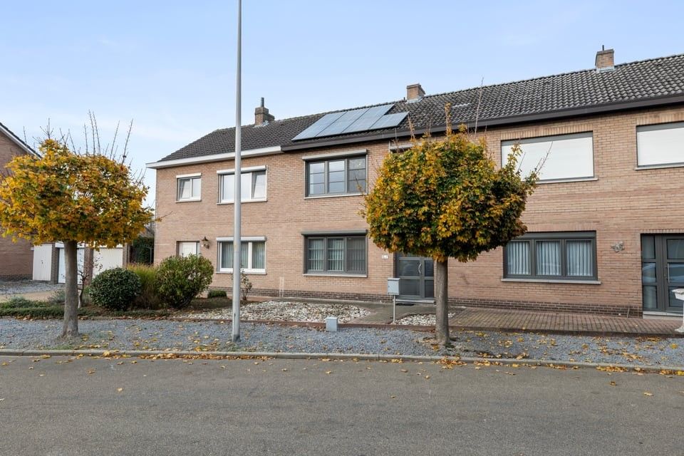 ENERGIEZUINIGE GEZINSWONING MET GARAGE VLAKBIJ HET CENTRUM VAN SINT-TRUIDEN foto 32