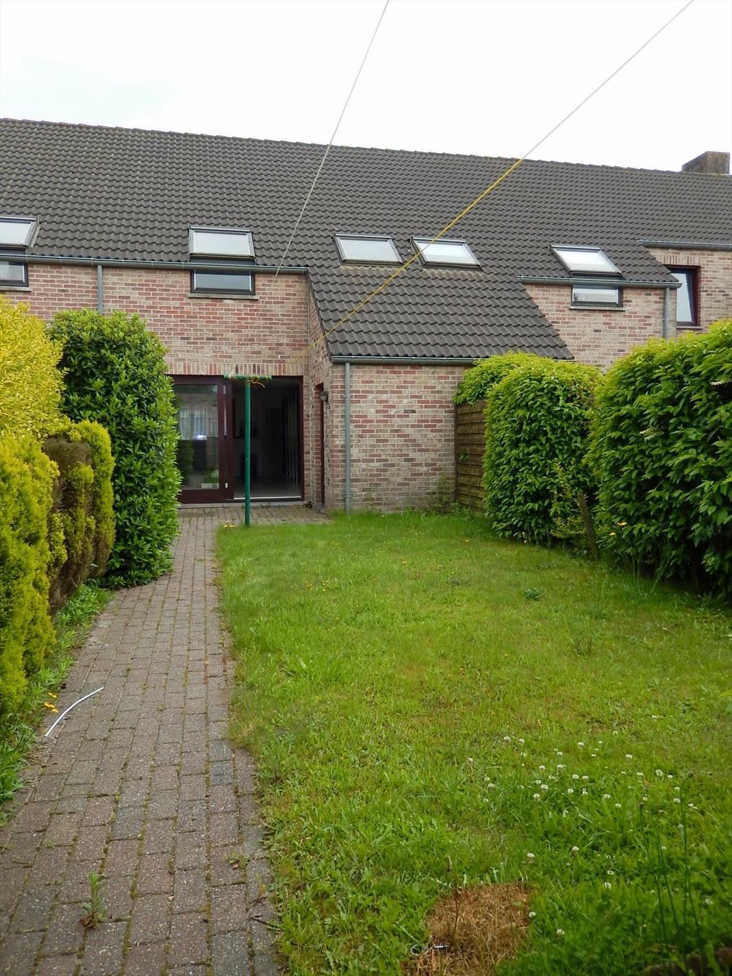 Gezellige rijwoning met dubbele garage foto 18